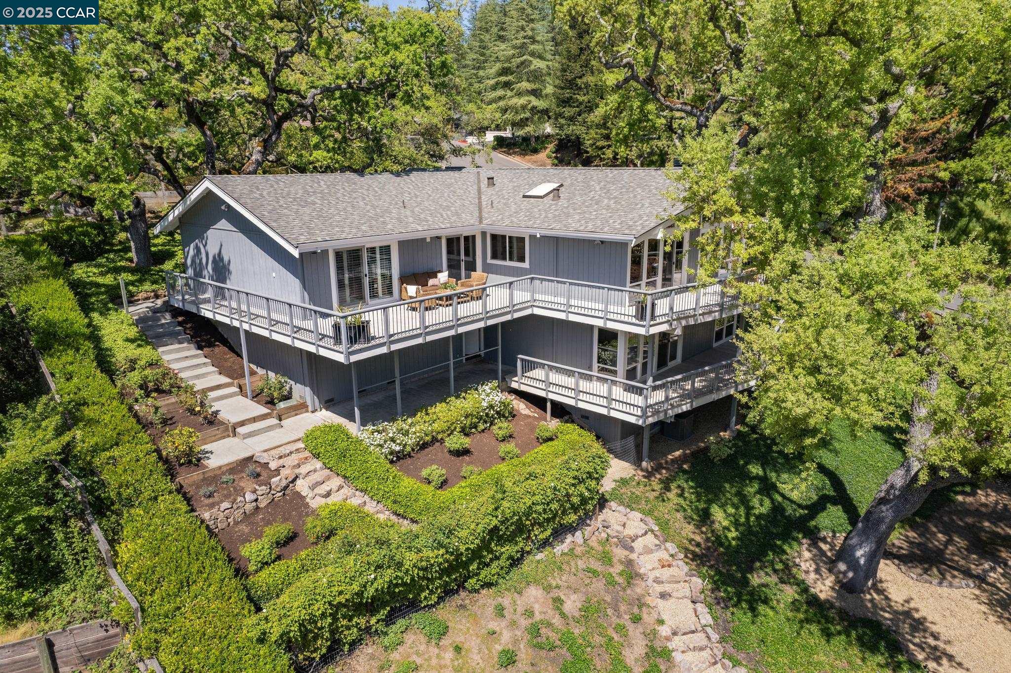 25 Coachwood Terrace