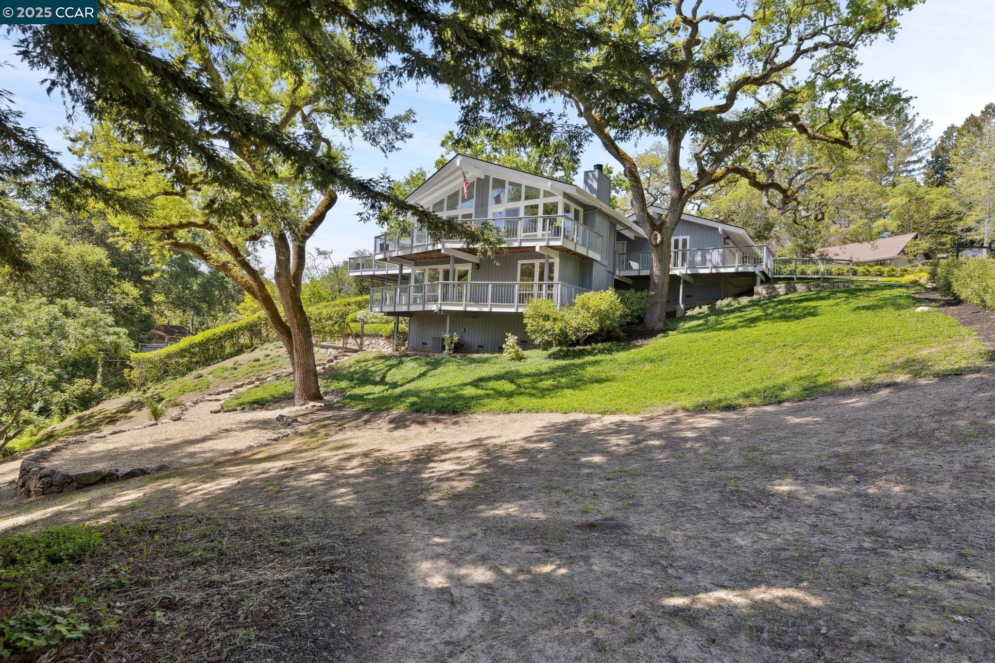 25 Coachwood Terrace
