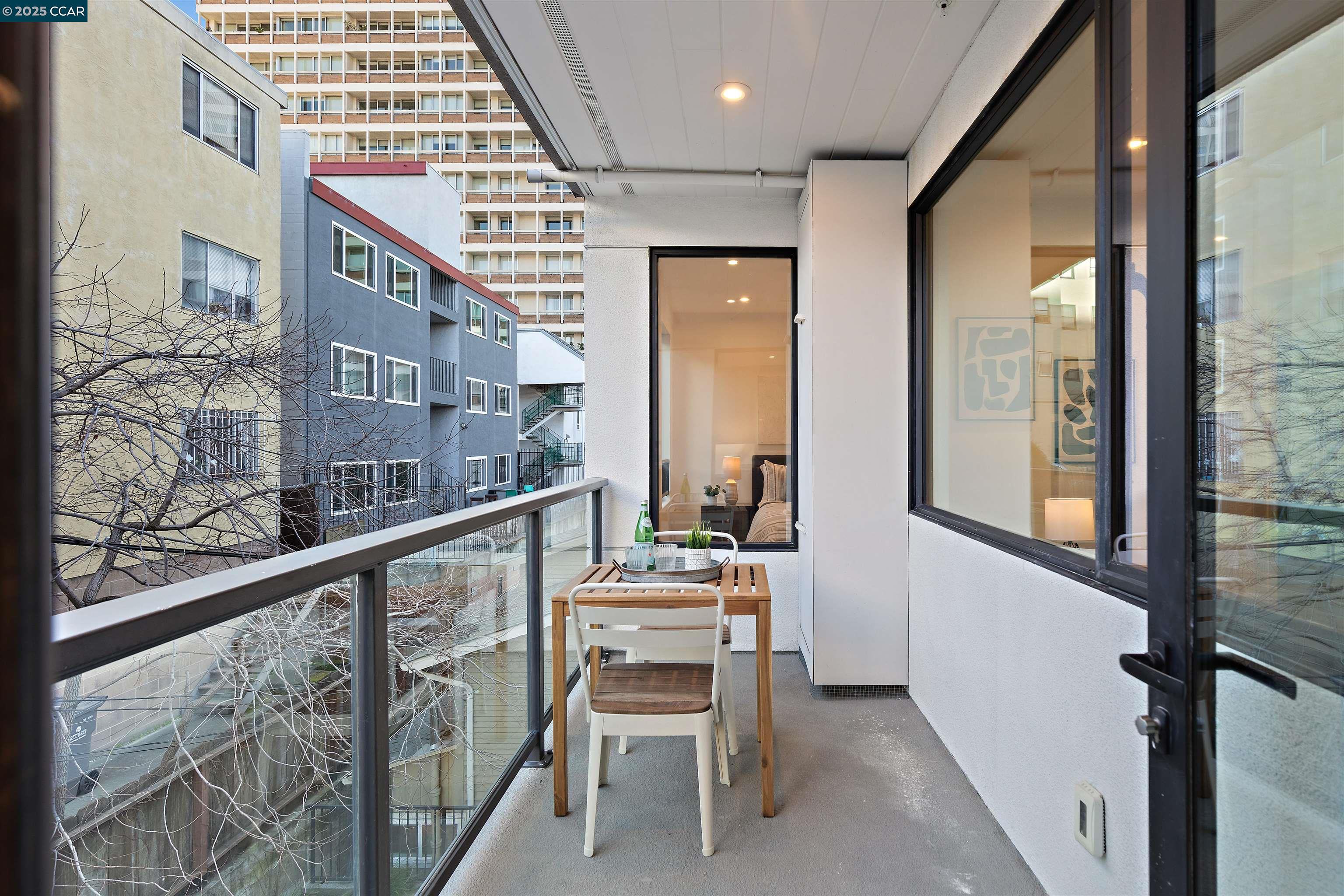 58 Vernon St # 403