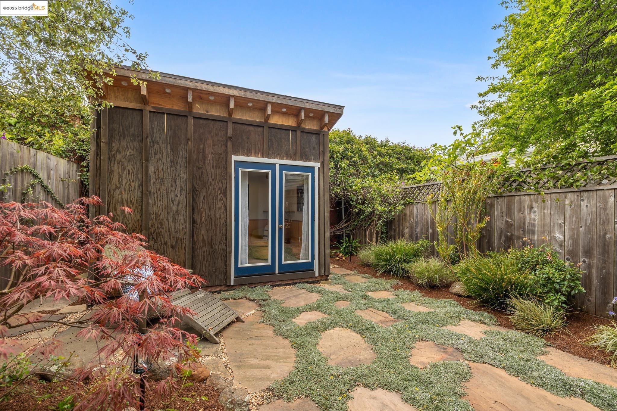 1626 Kains Ave.