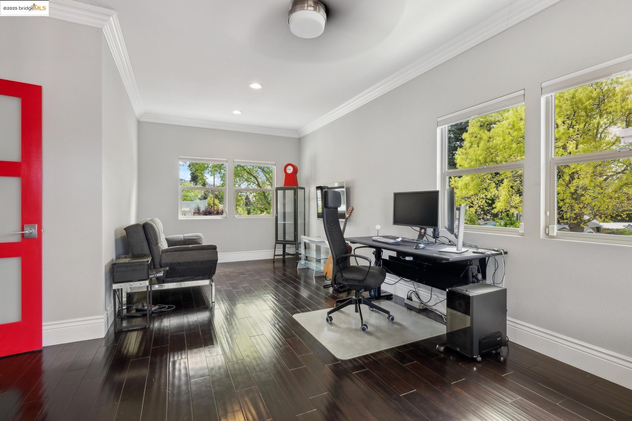 456 Mitchell Ave