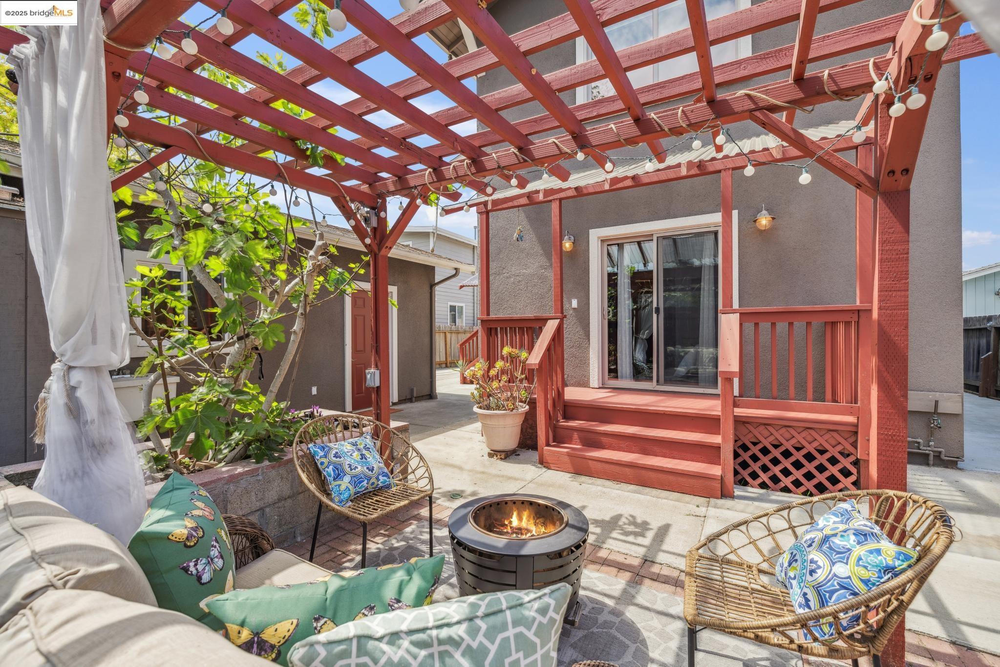 456 Mitchell Ave