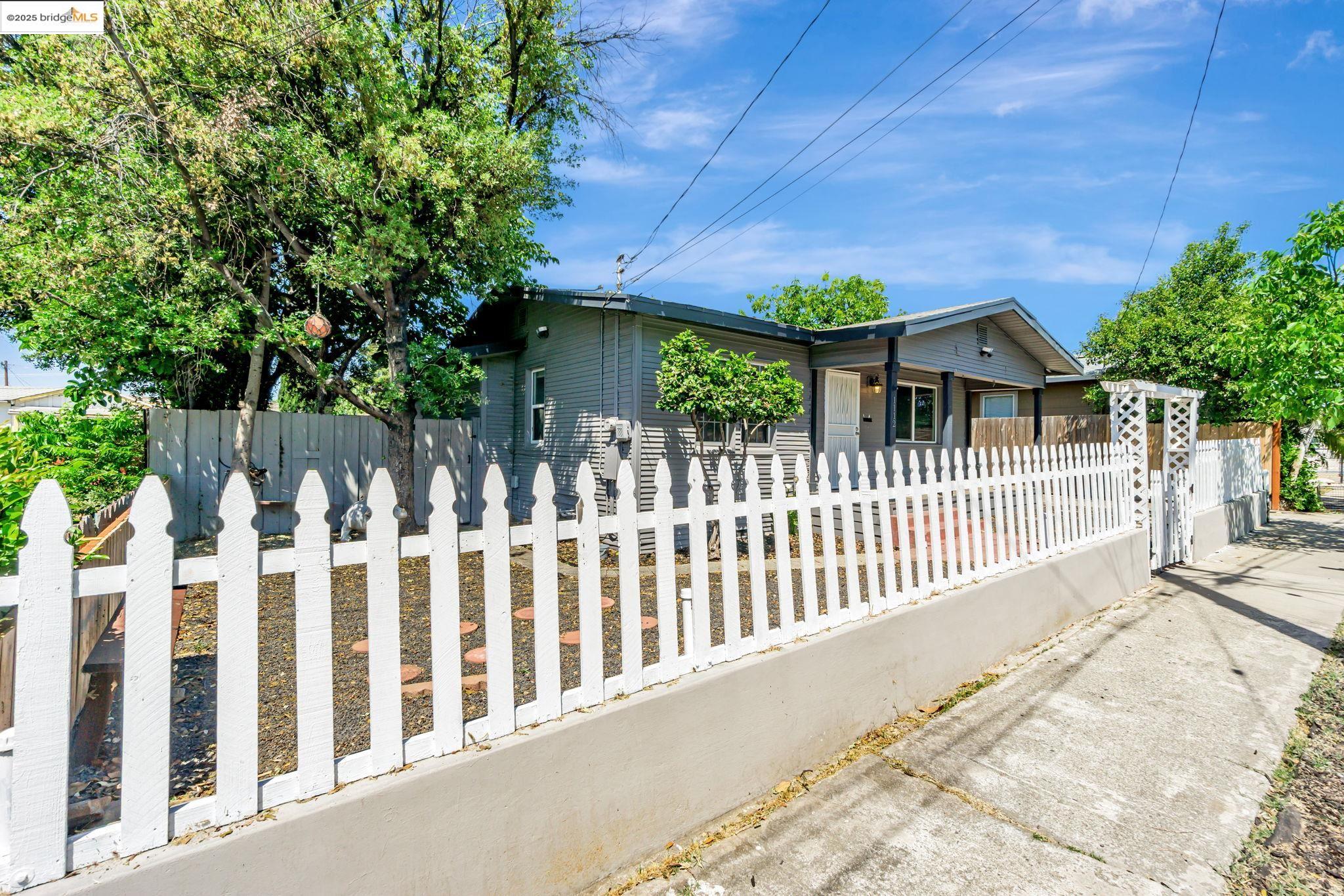 1112 W 6th st, Antioch