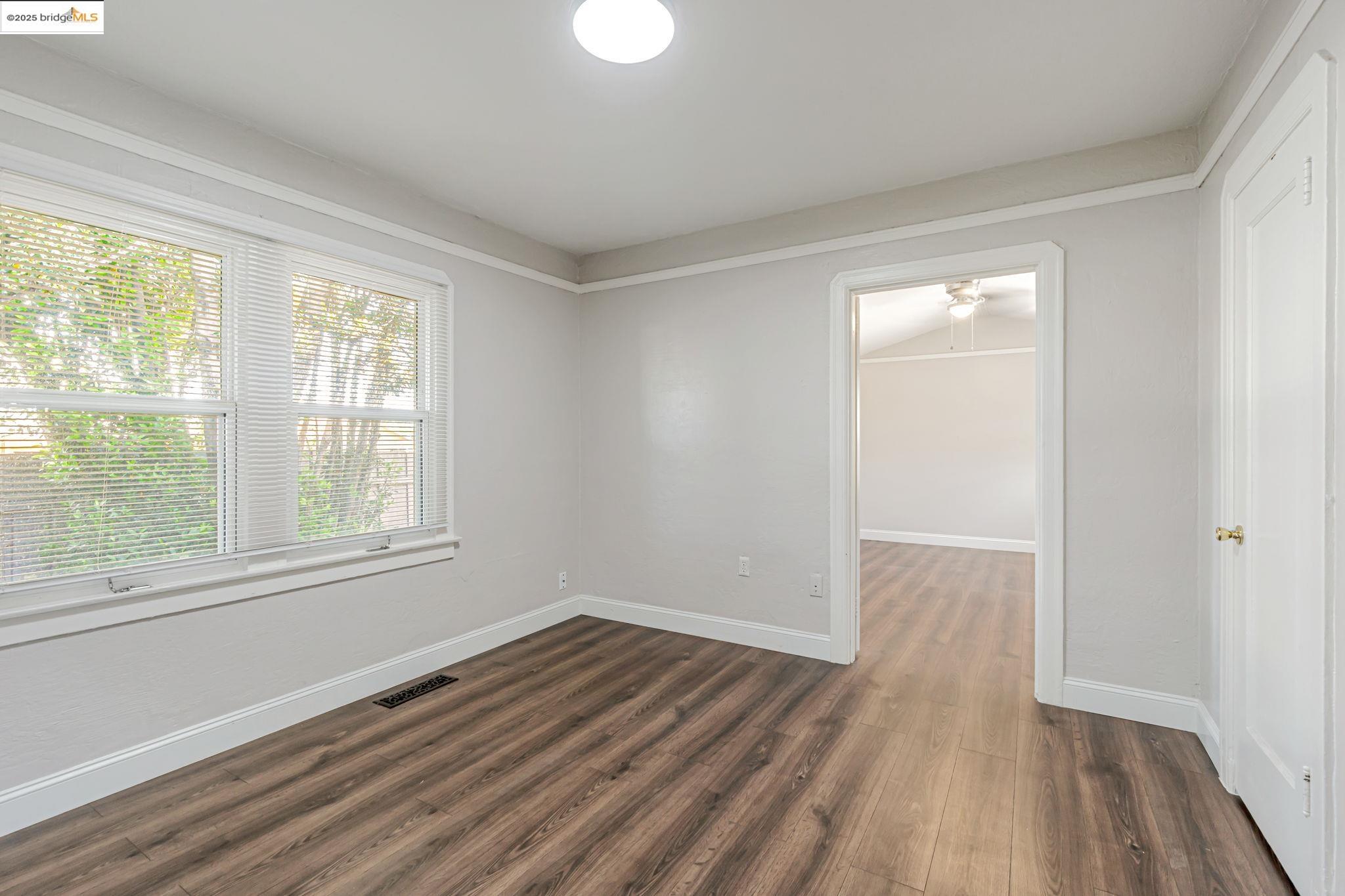 1112 W 6th st, Antioch