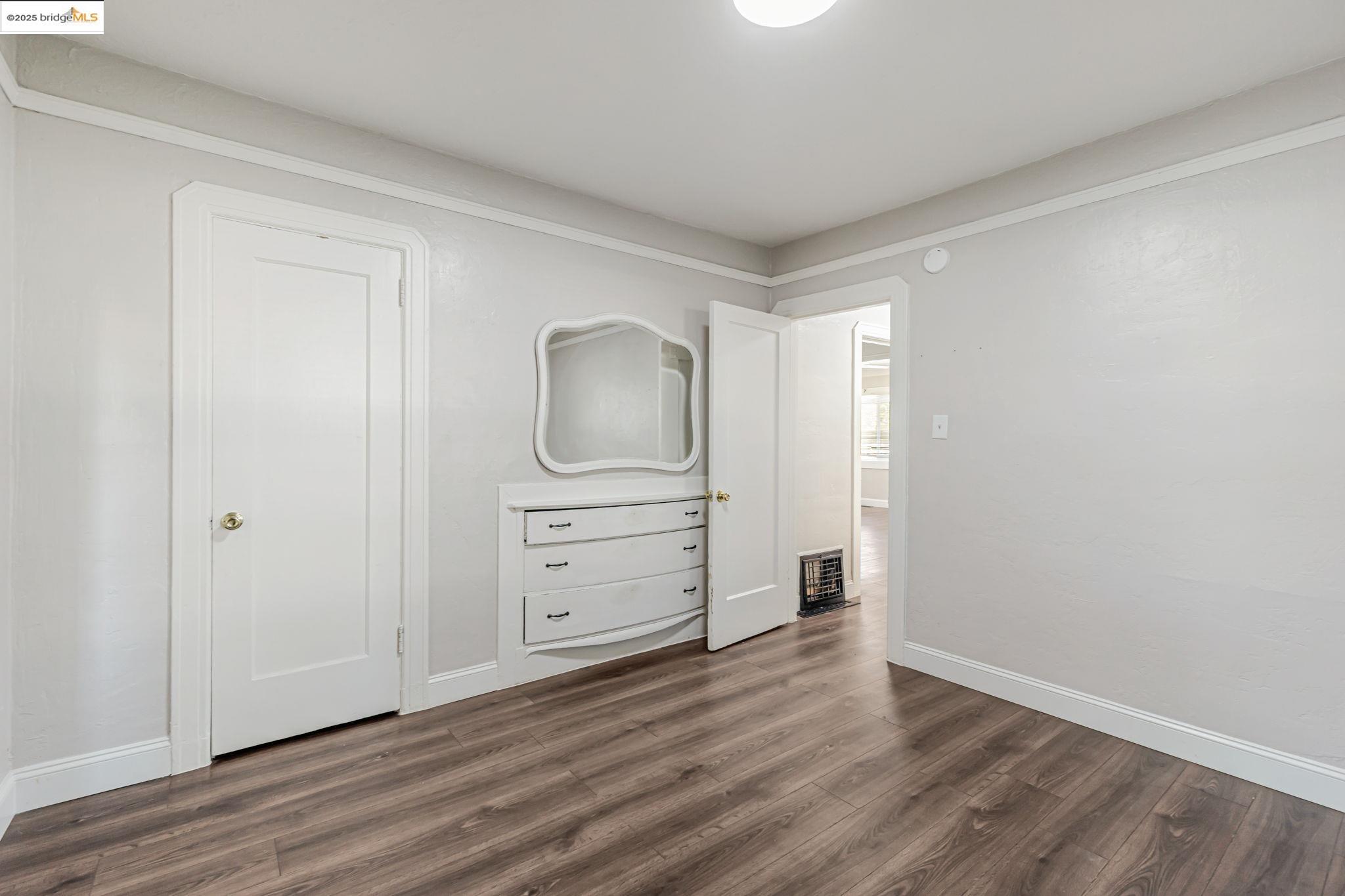 1112 W 6th st, Antioch