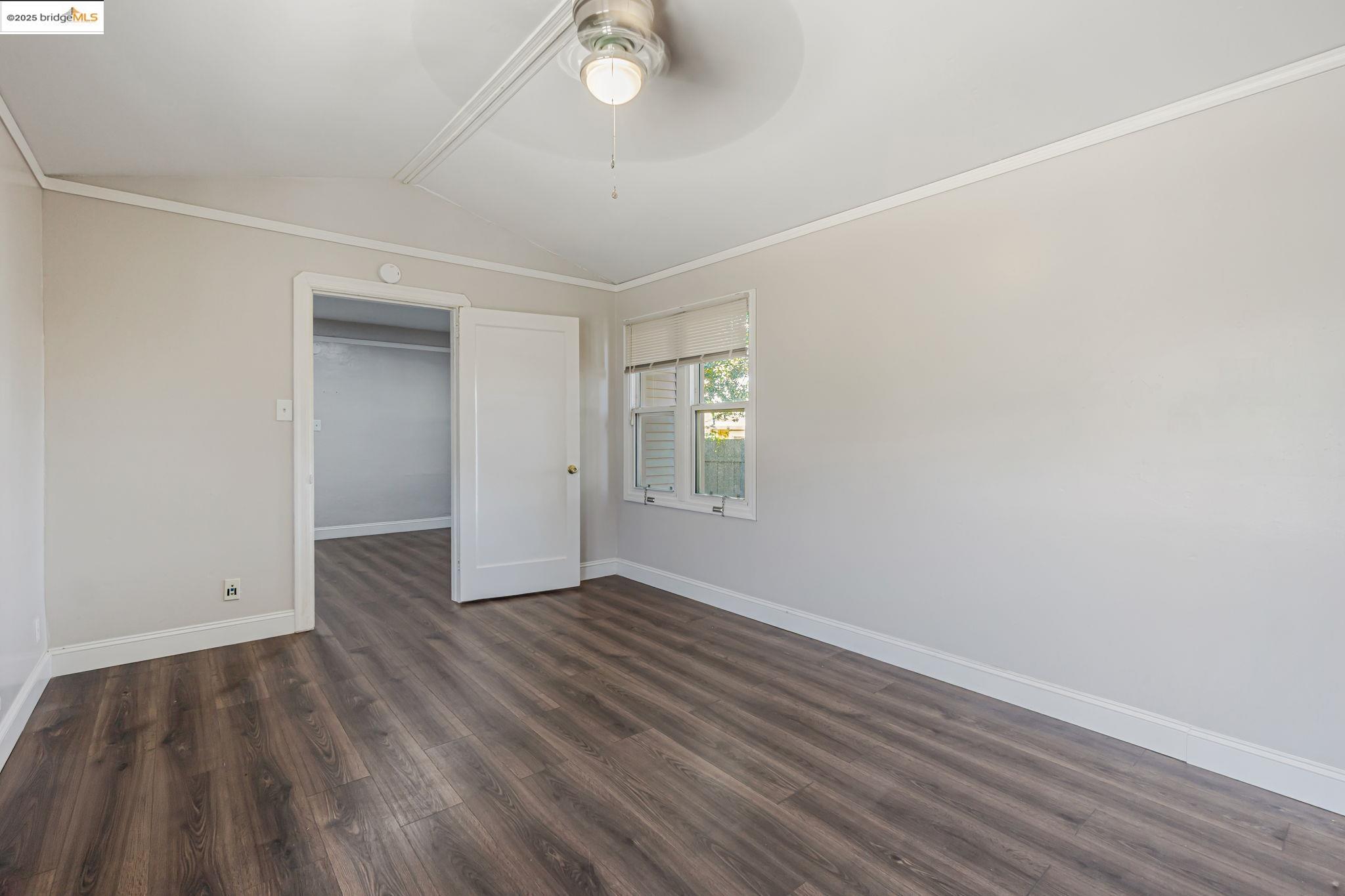 1112 W 6th st, Antioch