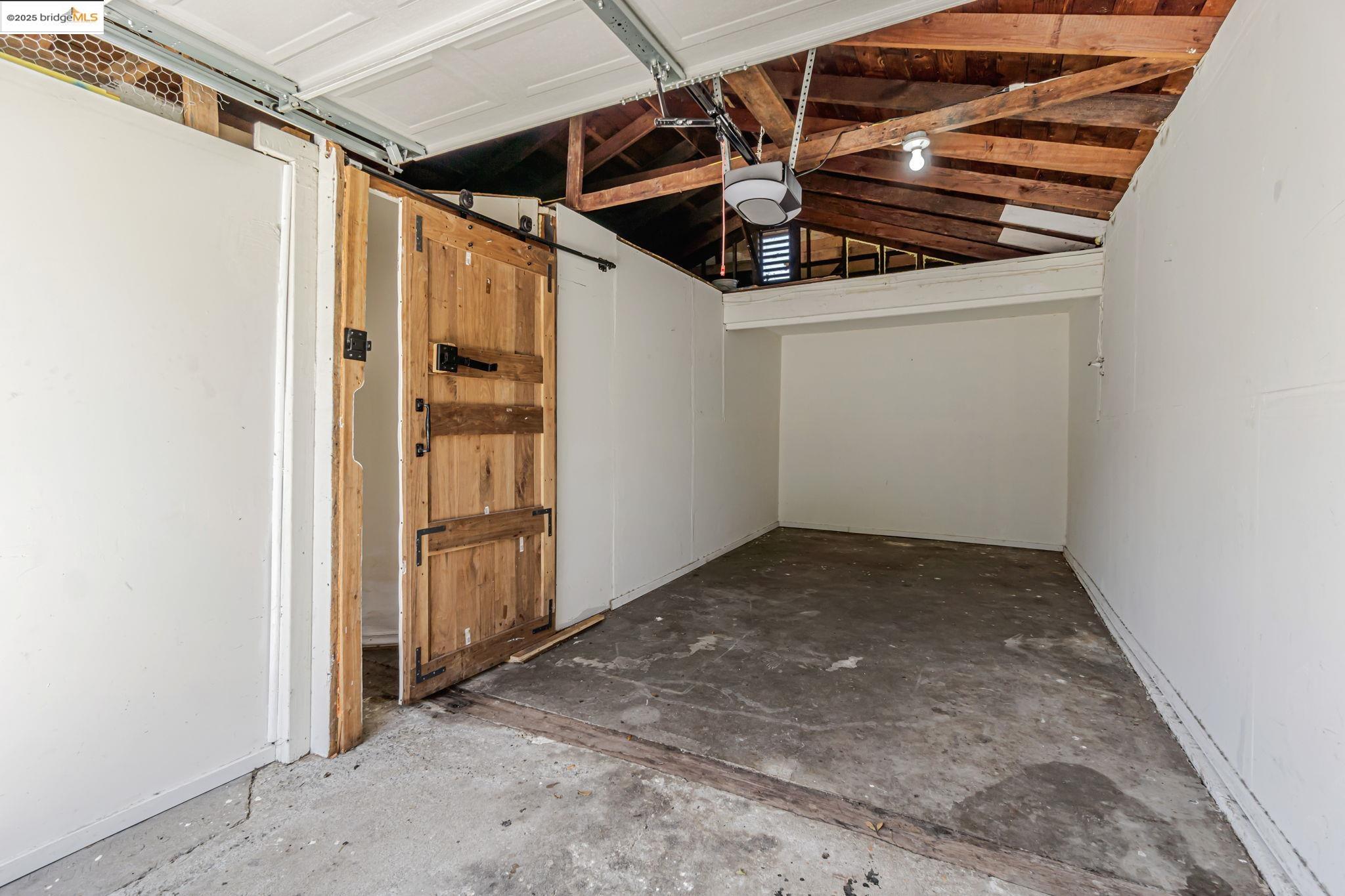 1112 W 6th st, Antioch