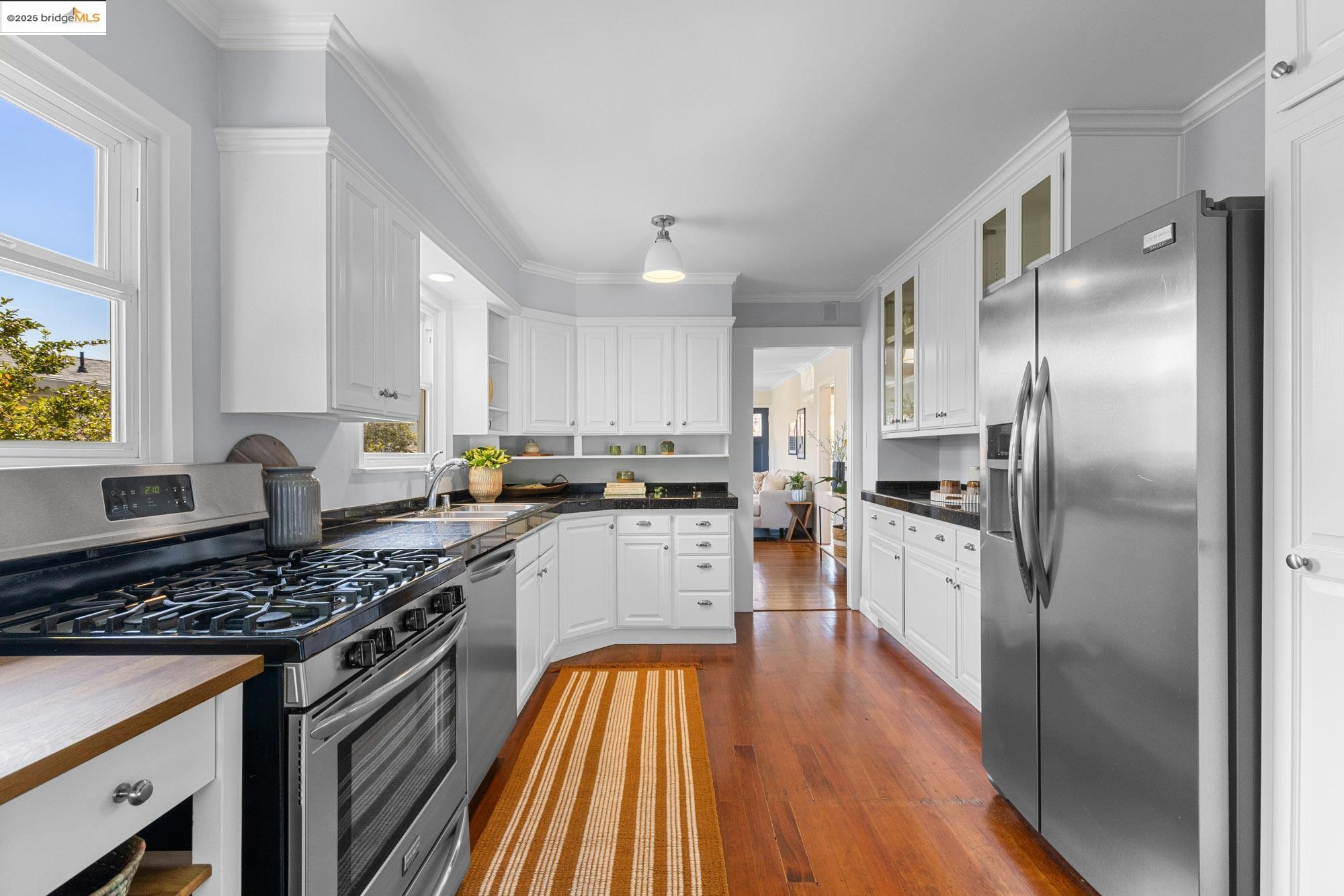 267 Colusa Ave