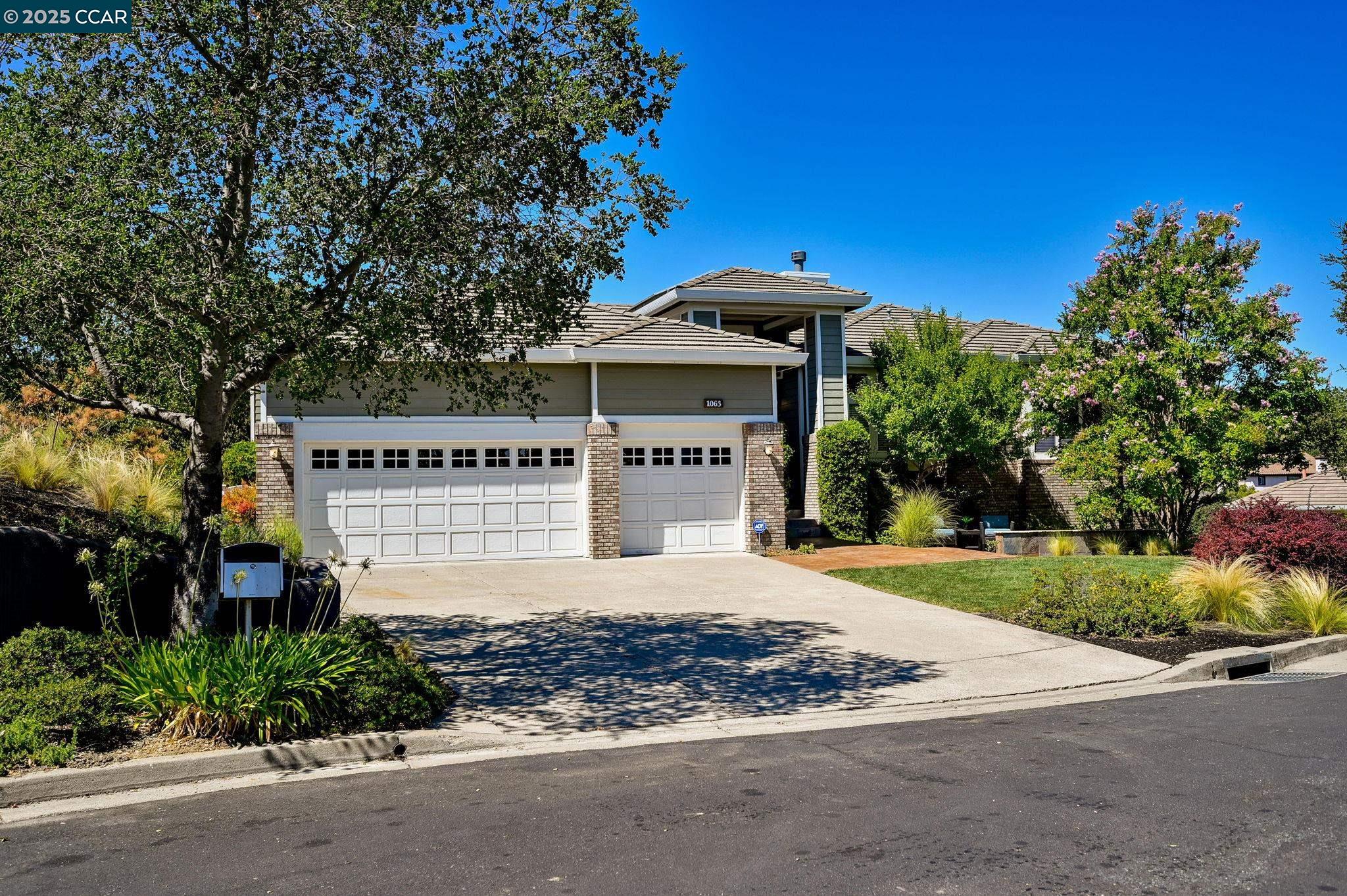 1063 Sunrise Ridge Dr