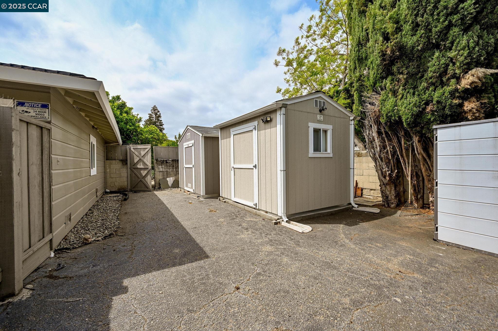 1199 Saint Francis Dr