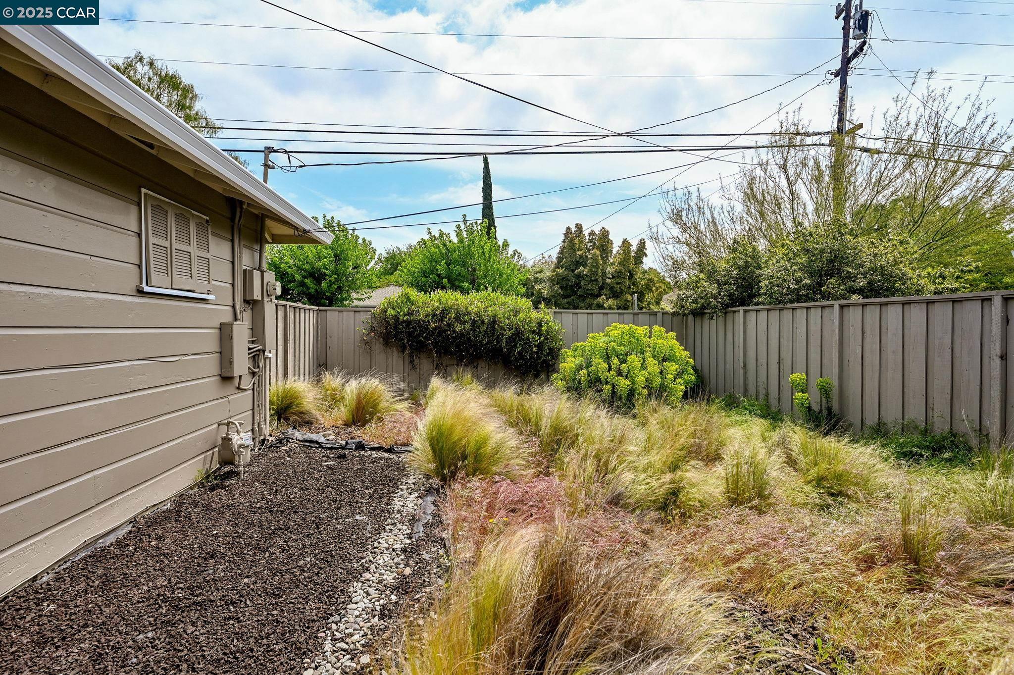 1199 Saint Francis Dr