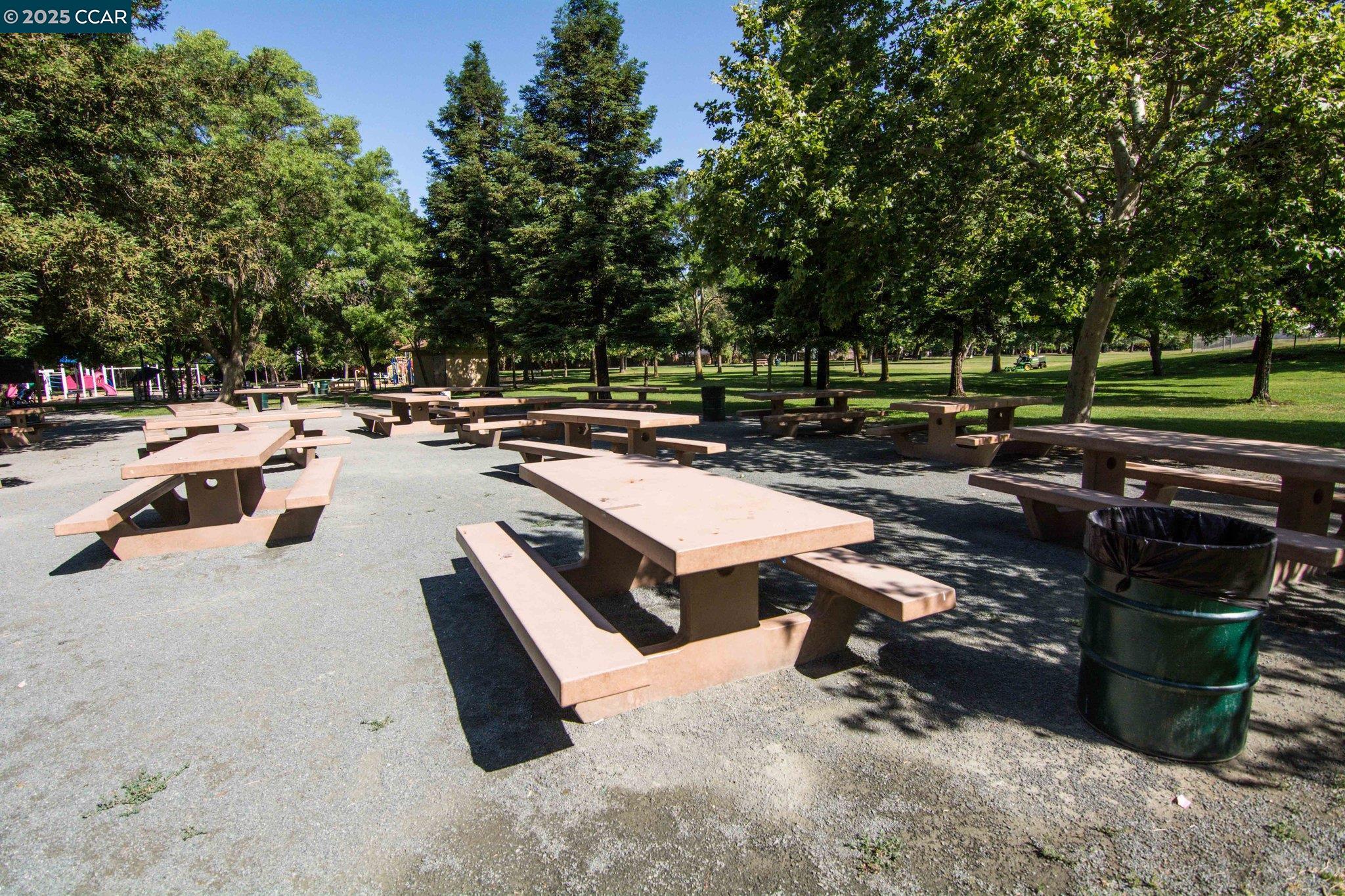 1199 Saint Francis Dr