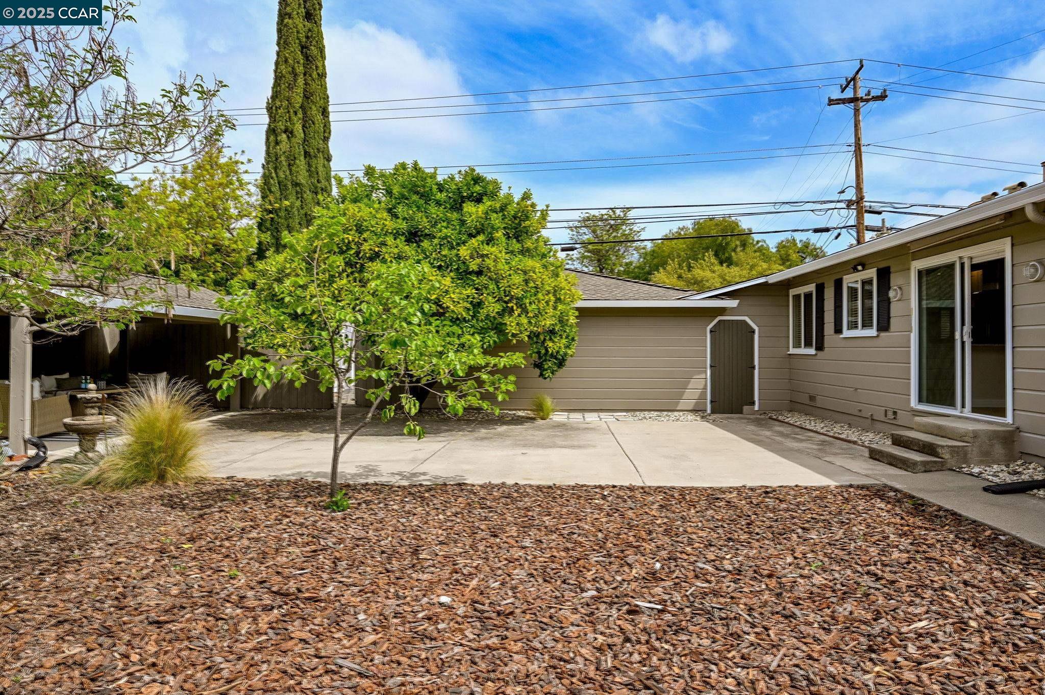 1199 Saint Francis Dr