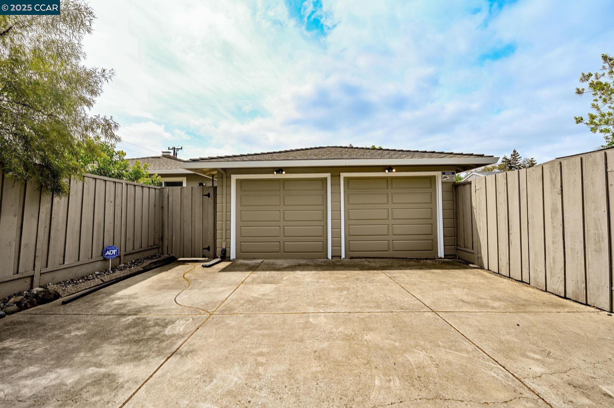 1199 Saint Francis Dr