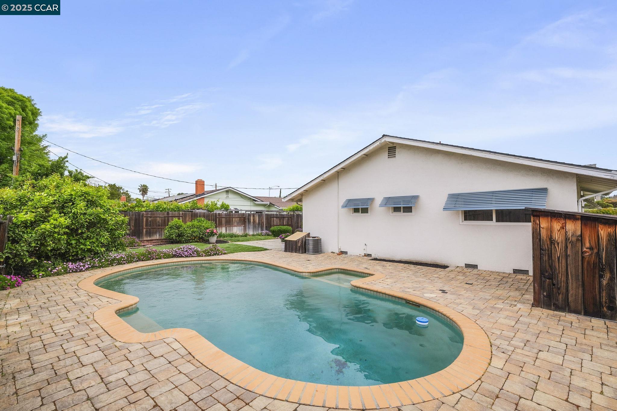 775 Tiffany Pl