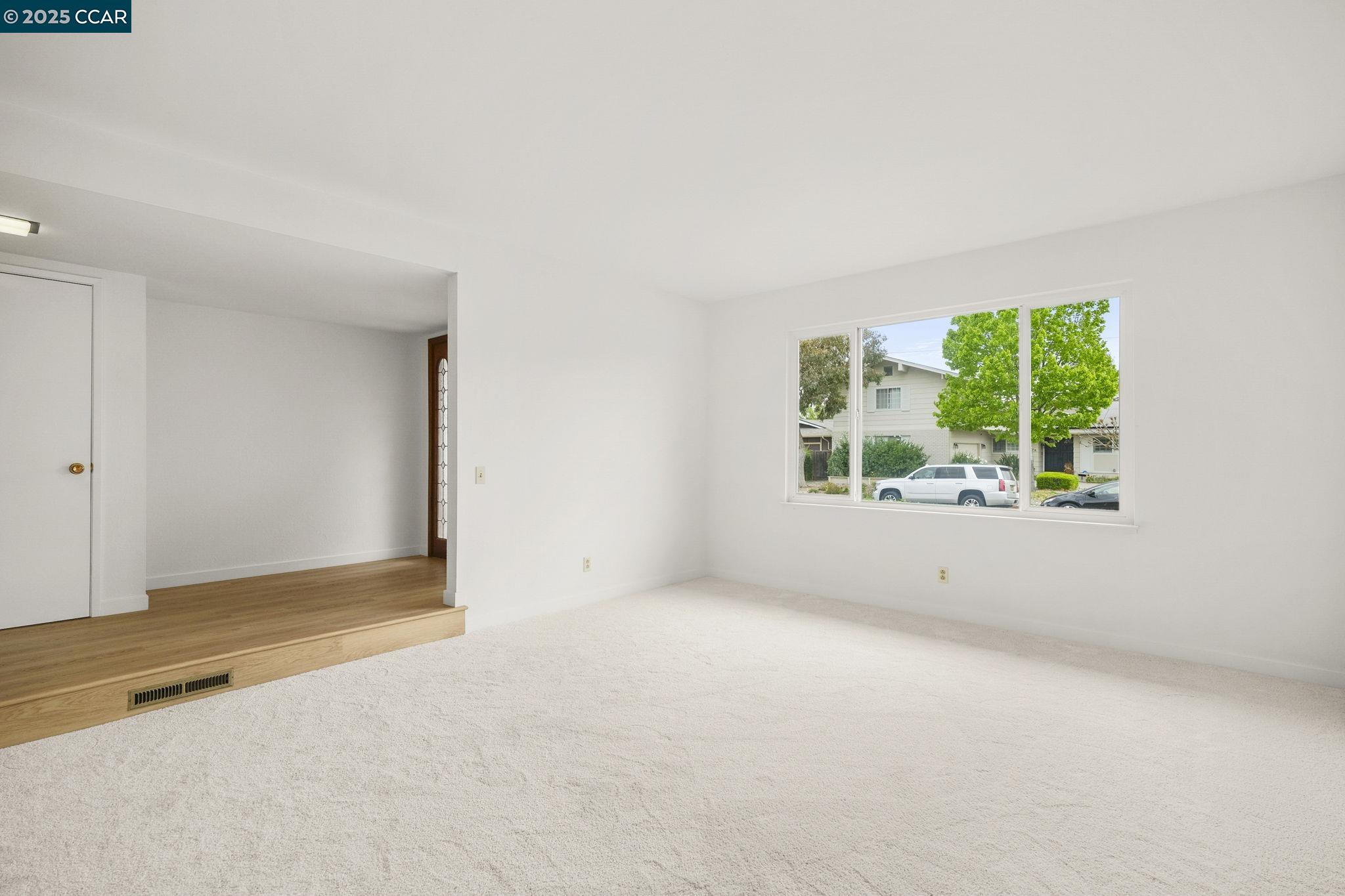 775 Tiffany Pl