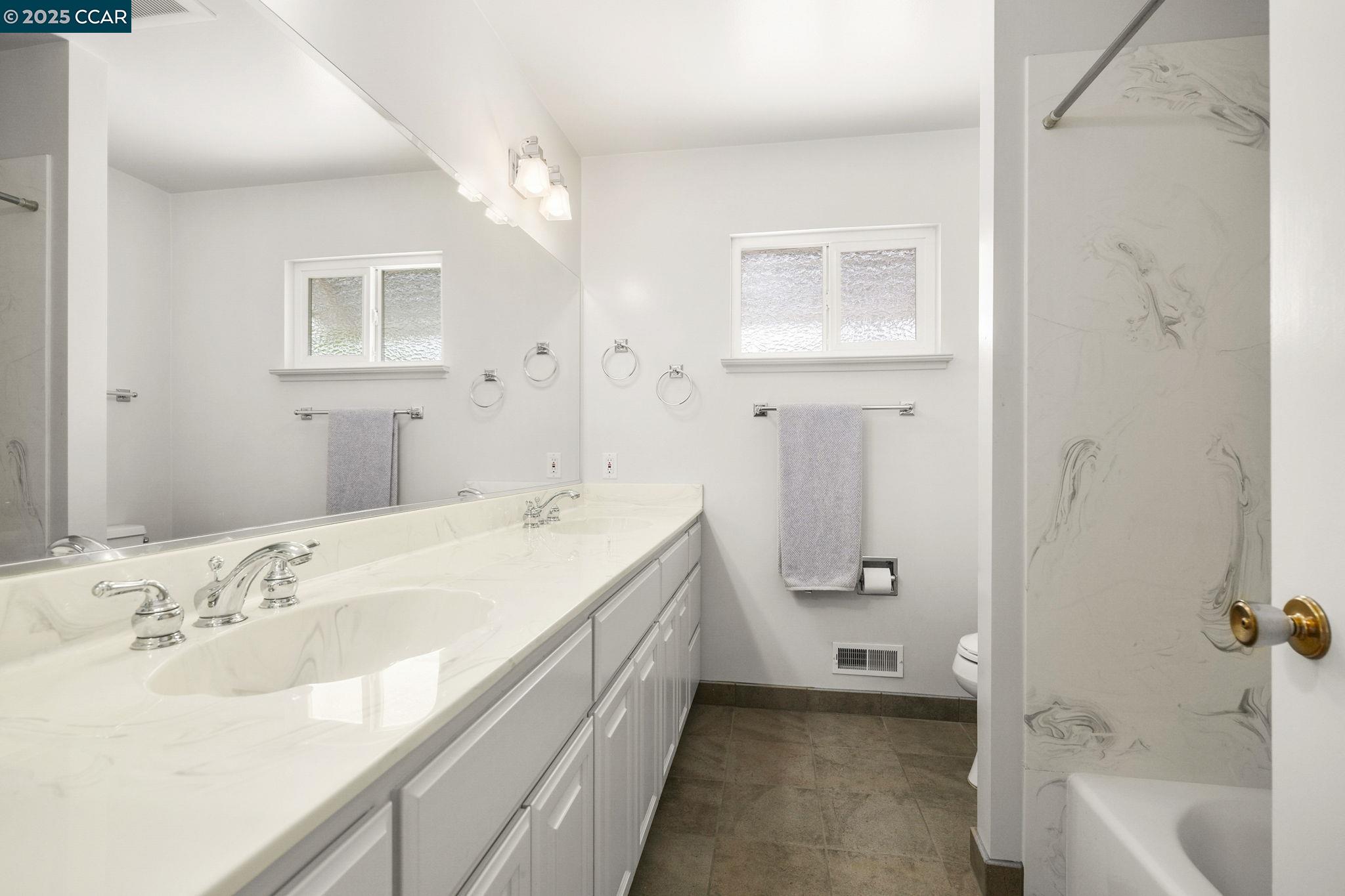 775 Tiffany Pl