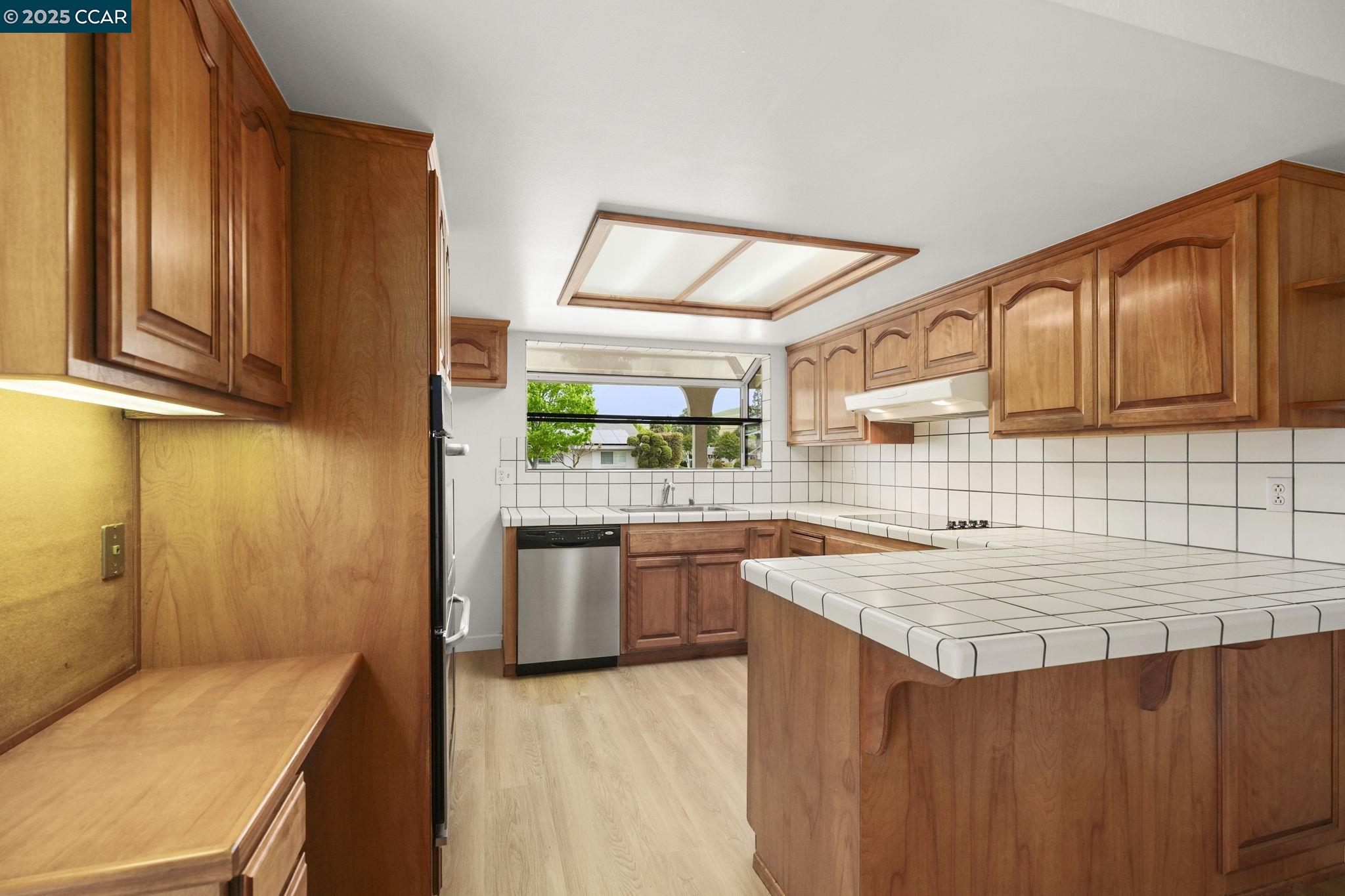 775 Tiffany Pl