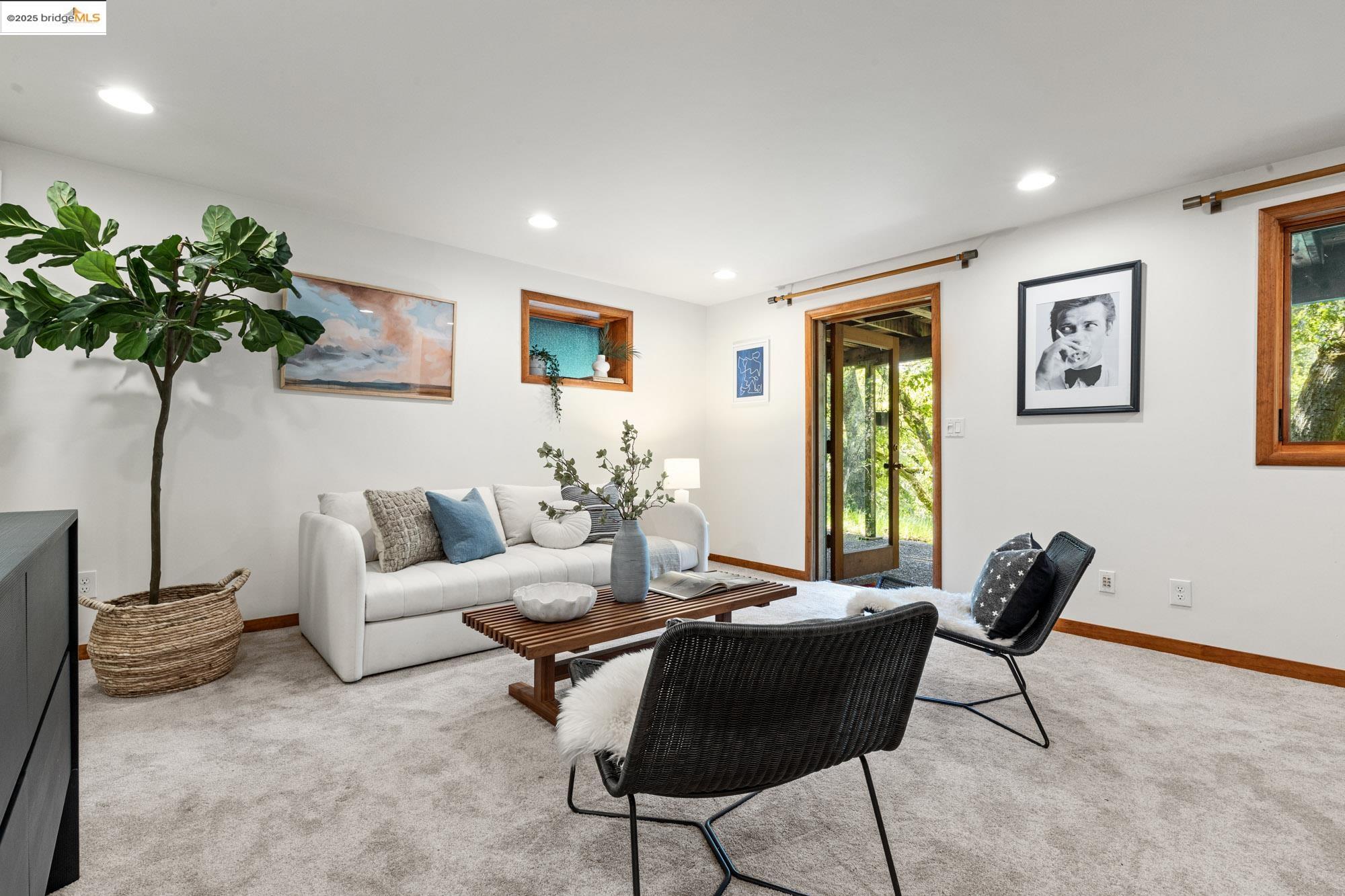 1 Kittiwake Rd