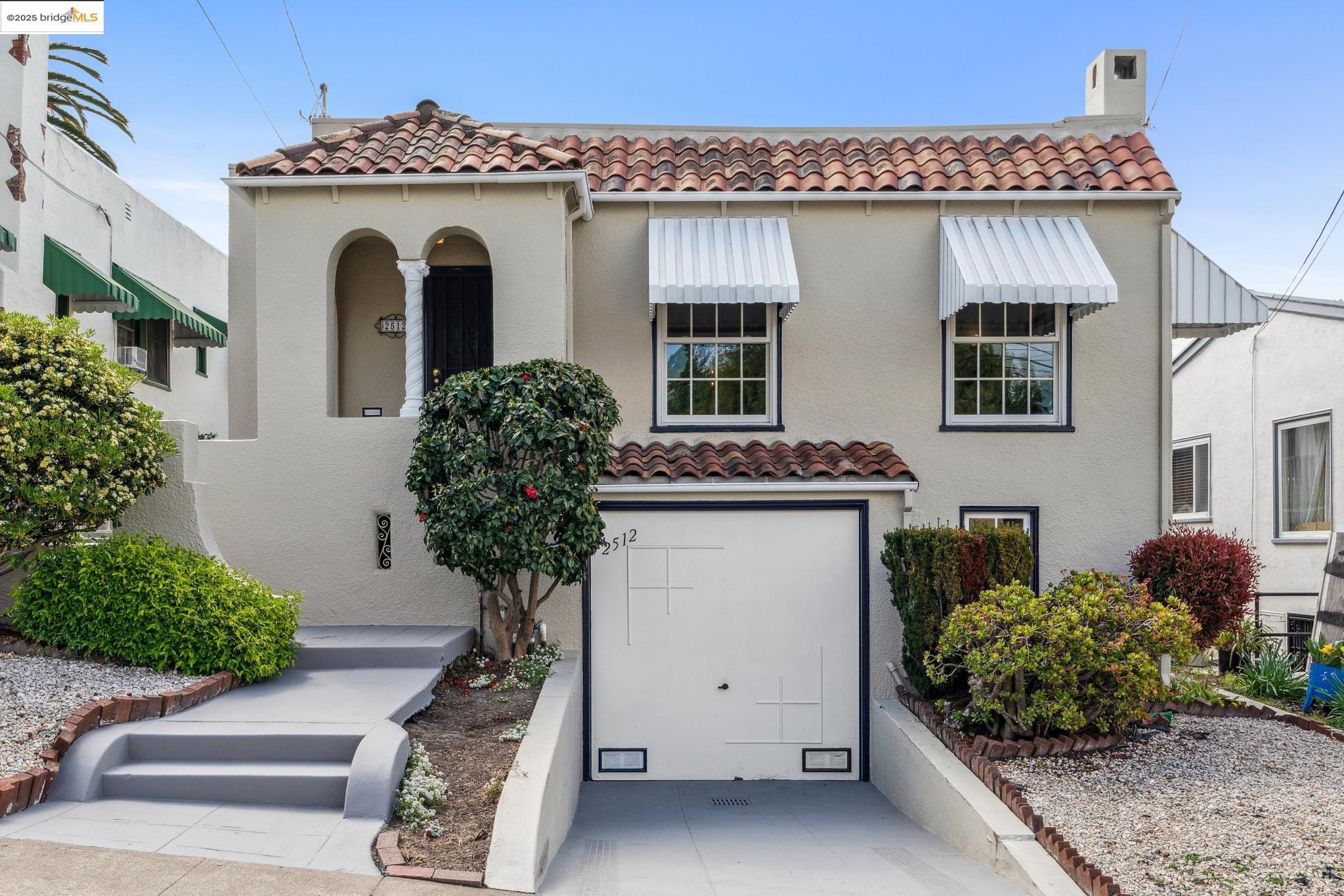 2512 Best Ave