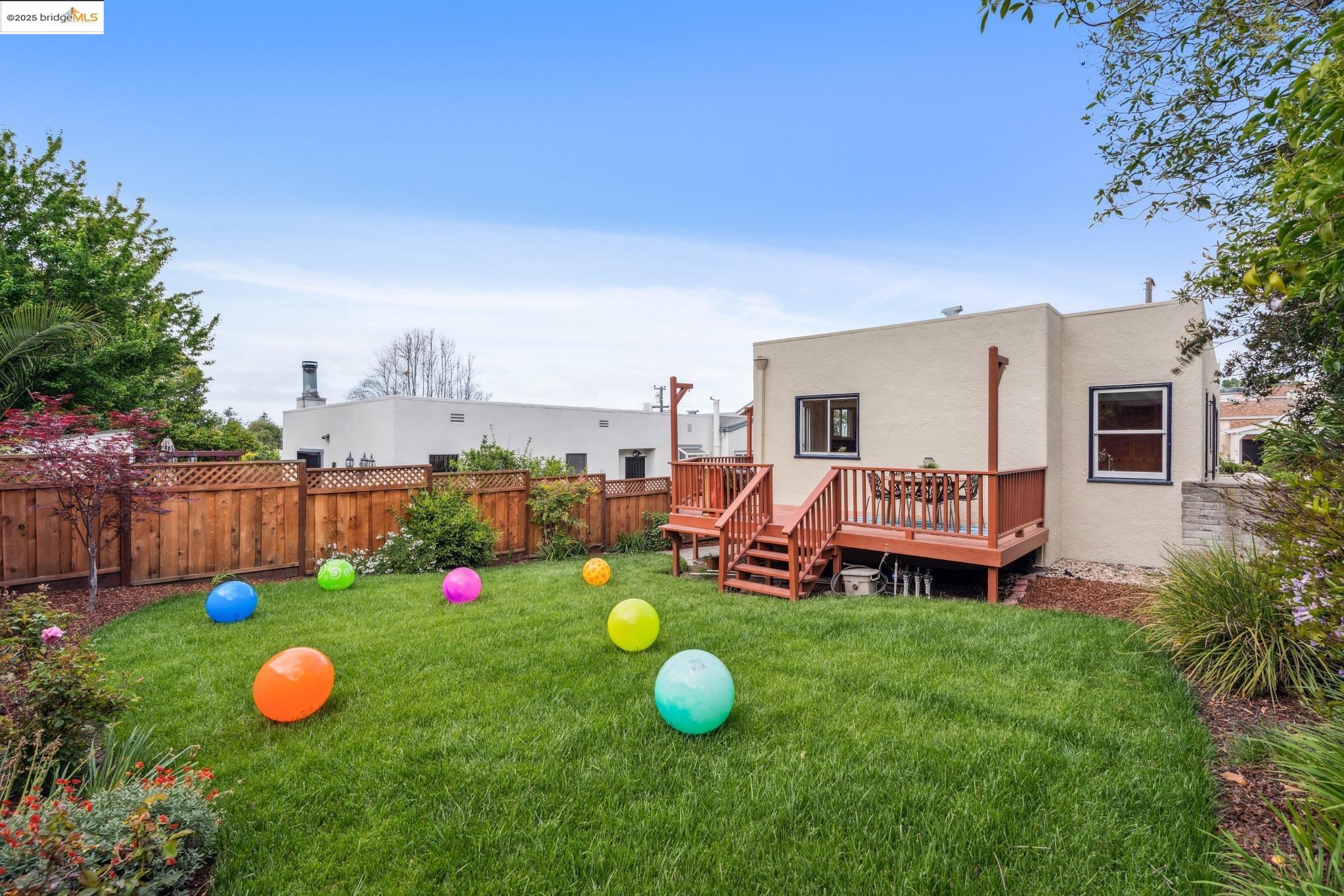 2512 Best Ave