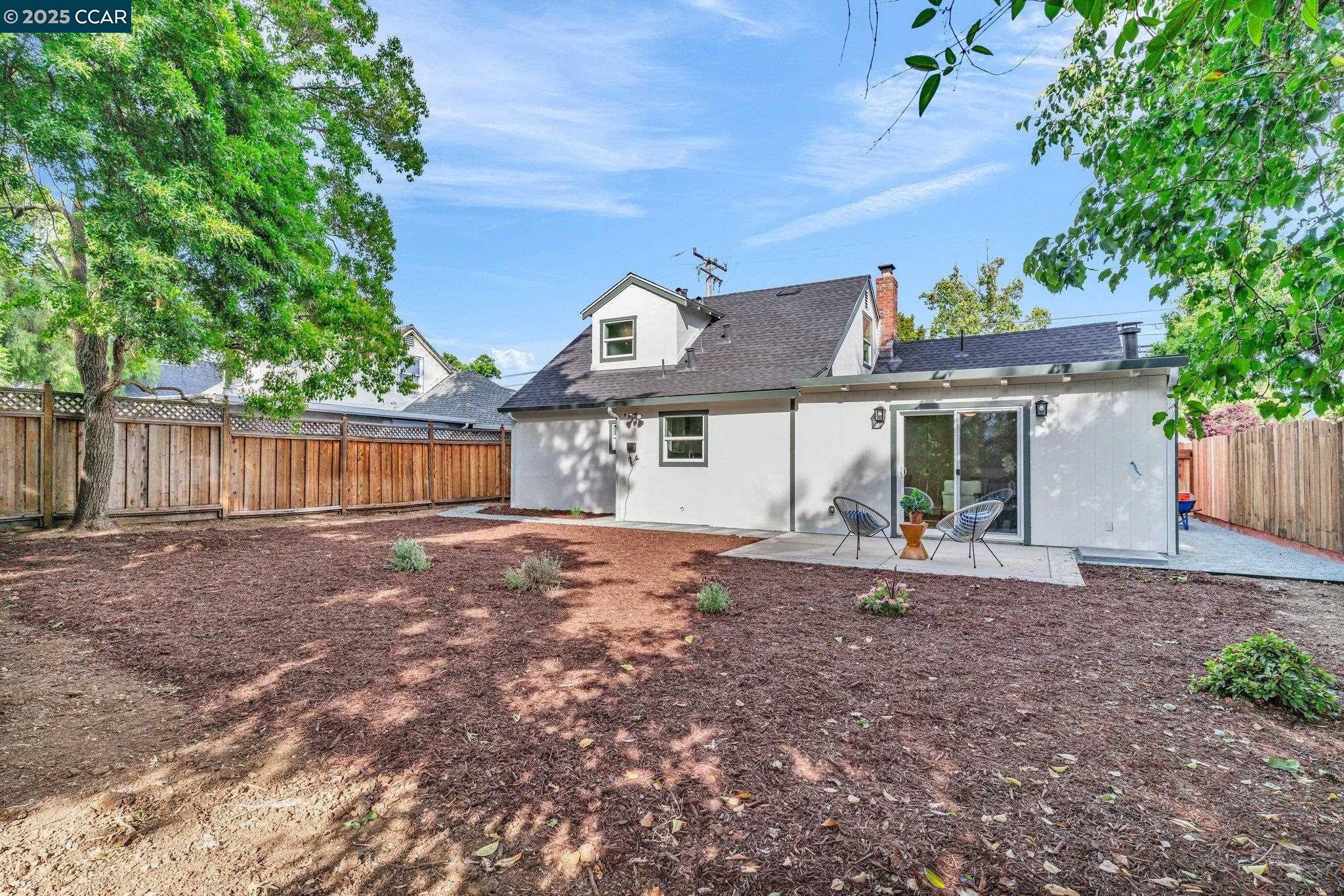 1361 Cape Cod Way
