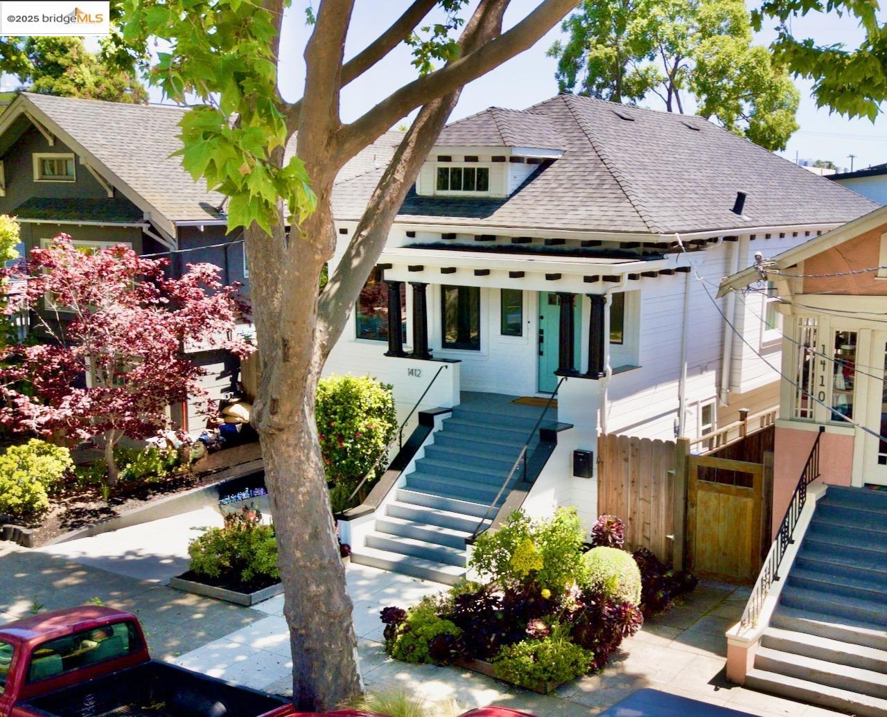 1412 Alcatraz Ave