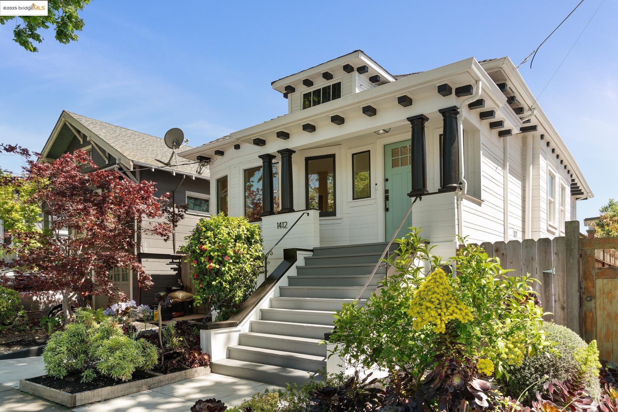 1412 Alcatraz Ave
