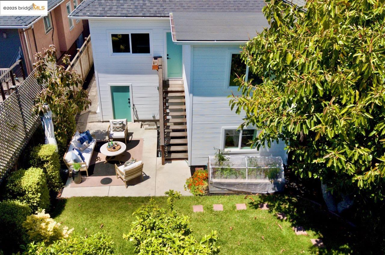 1412 Alcatraz Ave
