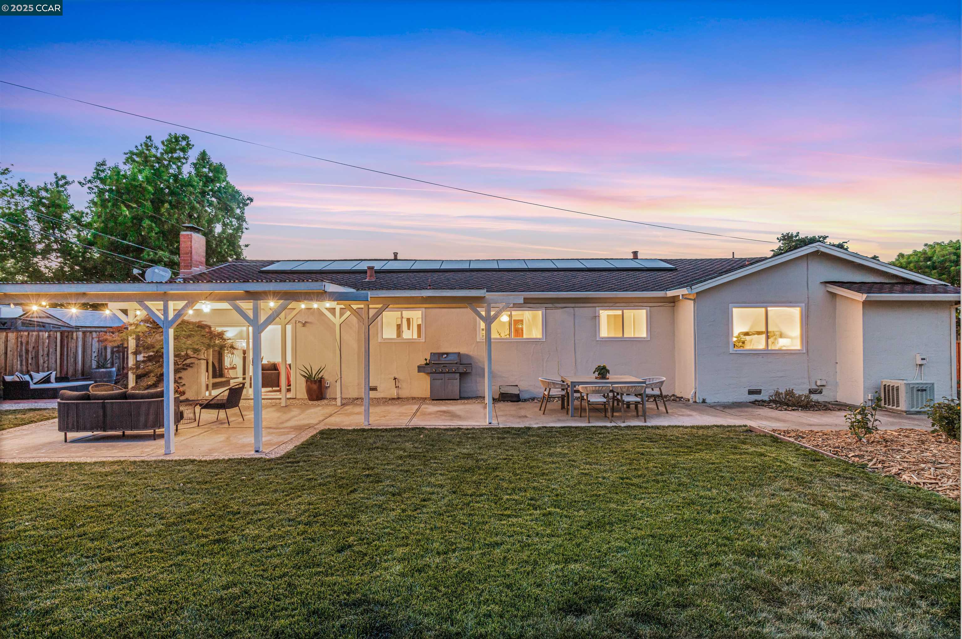 933 Savannah Cir