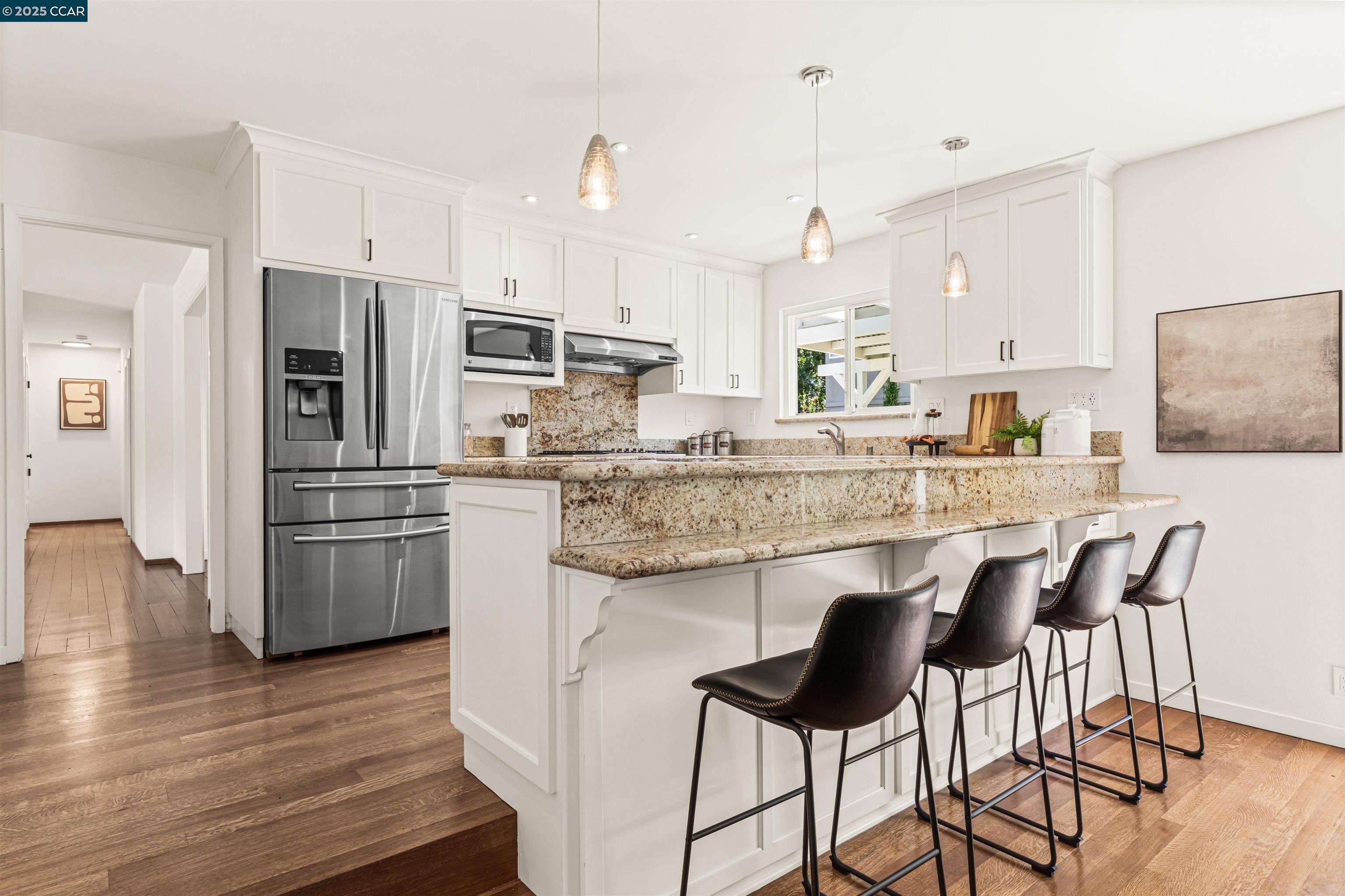 933 Savannah Cir