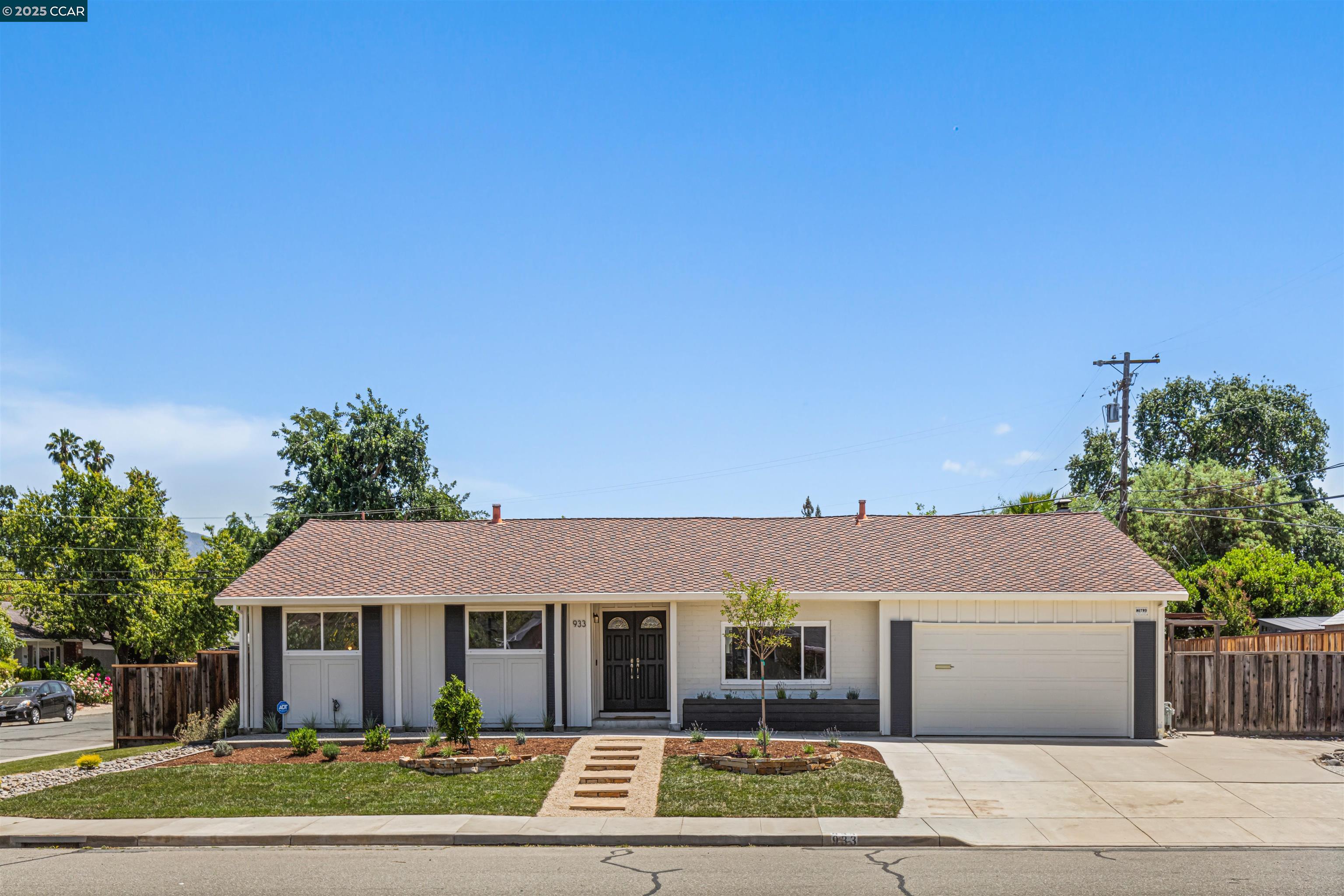 933 Savannah Cir