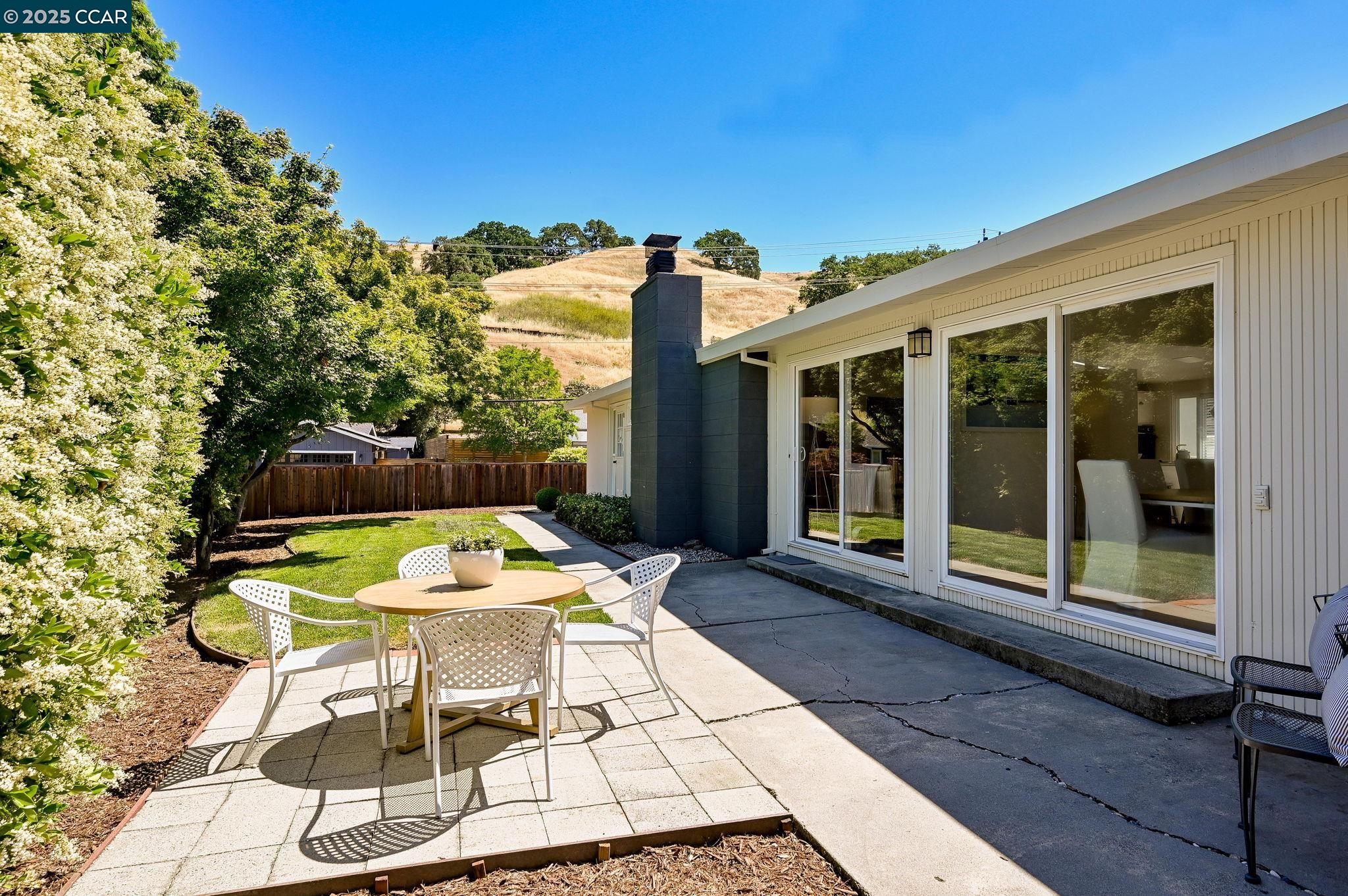 3185 Lucas Circle