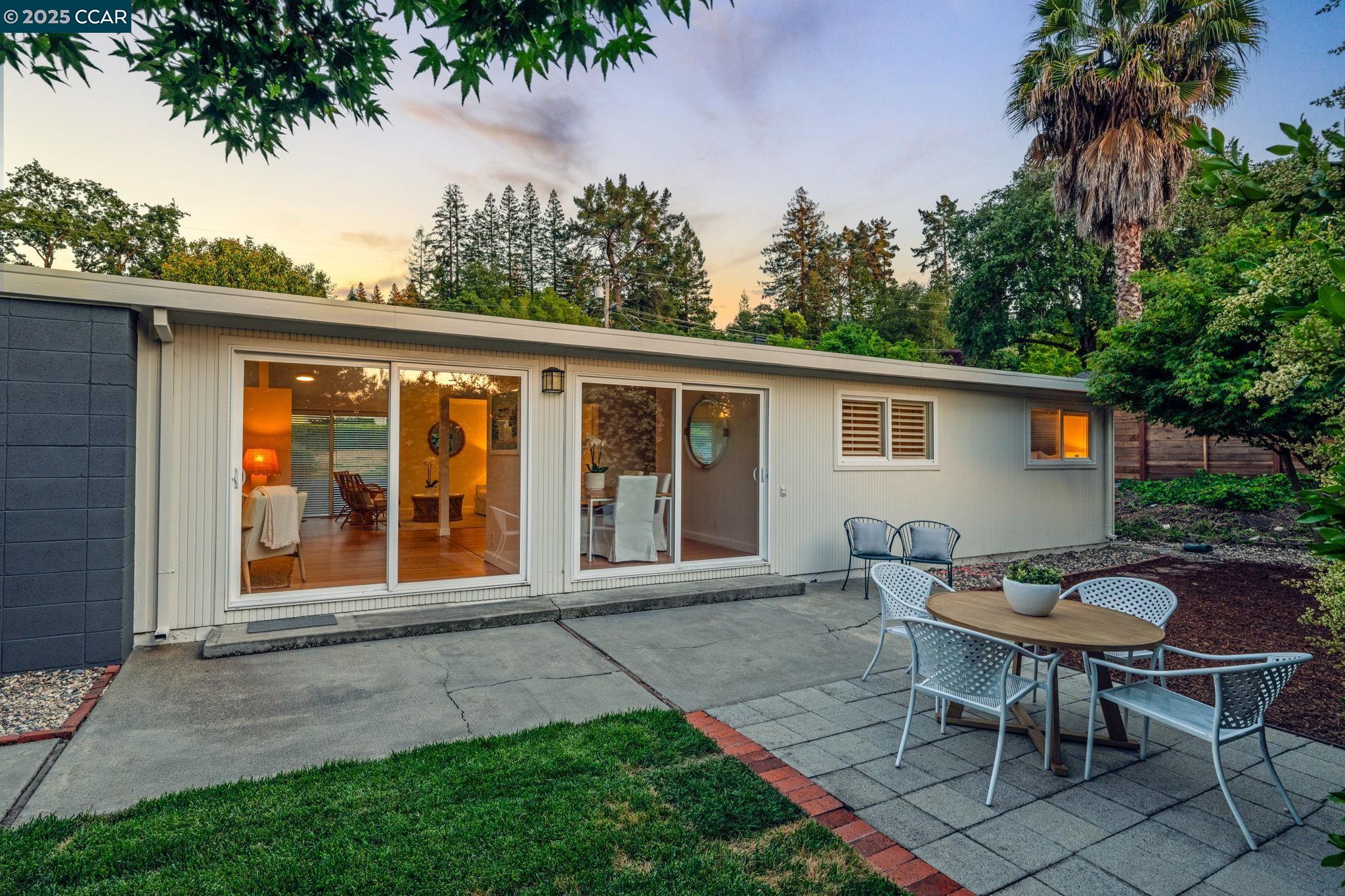3185 Lucas Circle