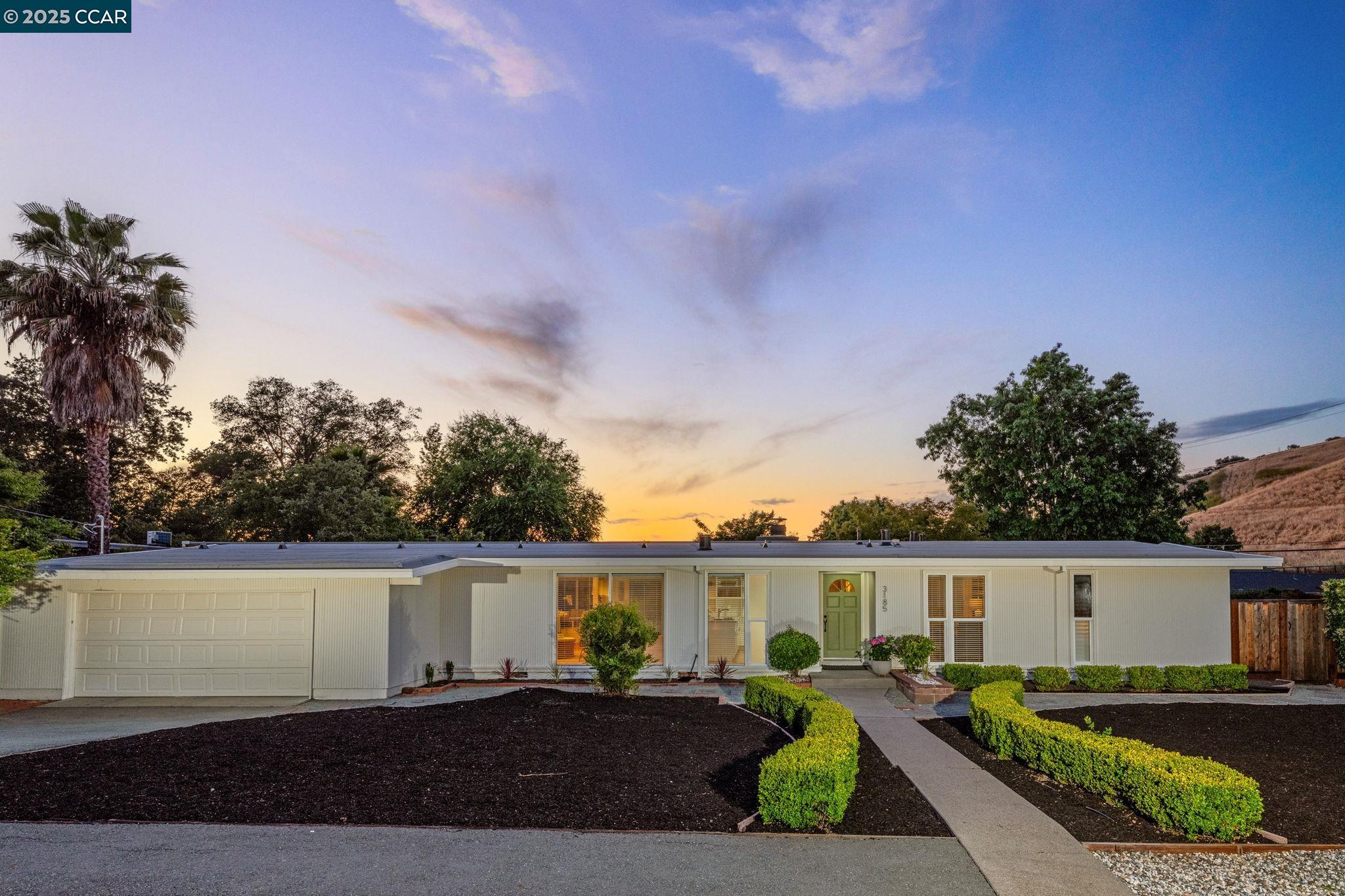 3185 Lucas Circle
