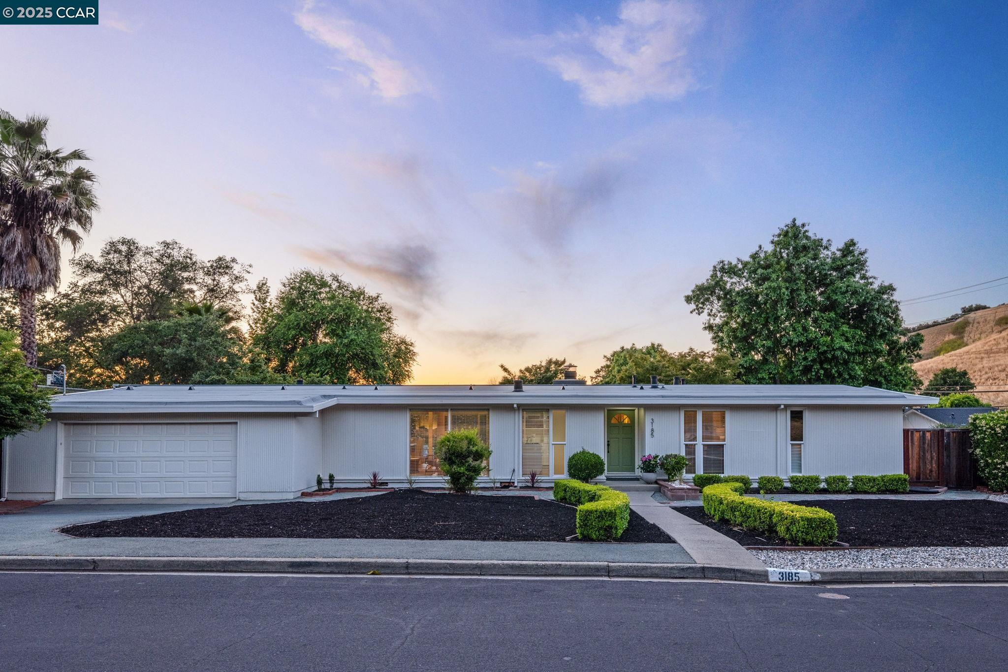 3185 Lucas Circle