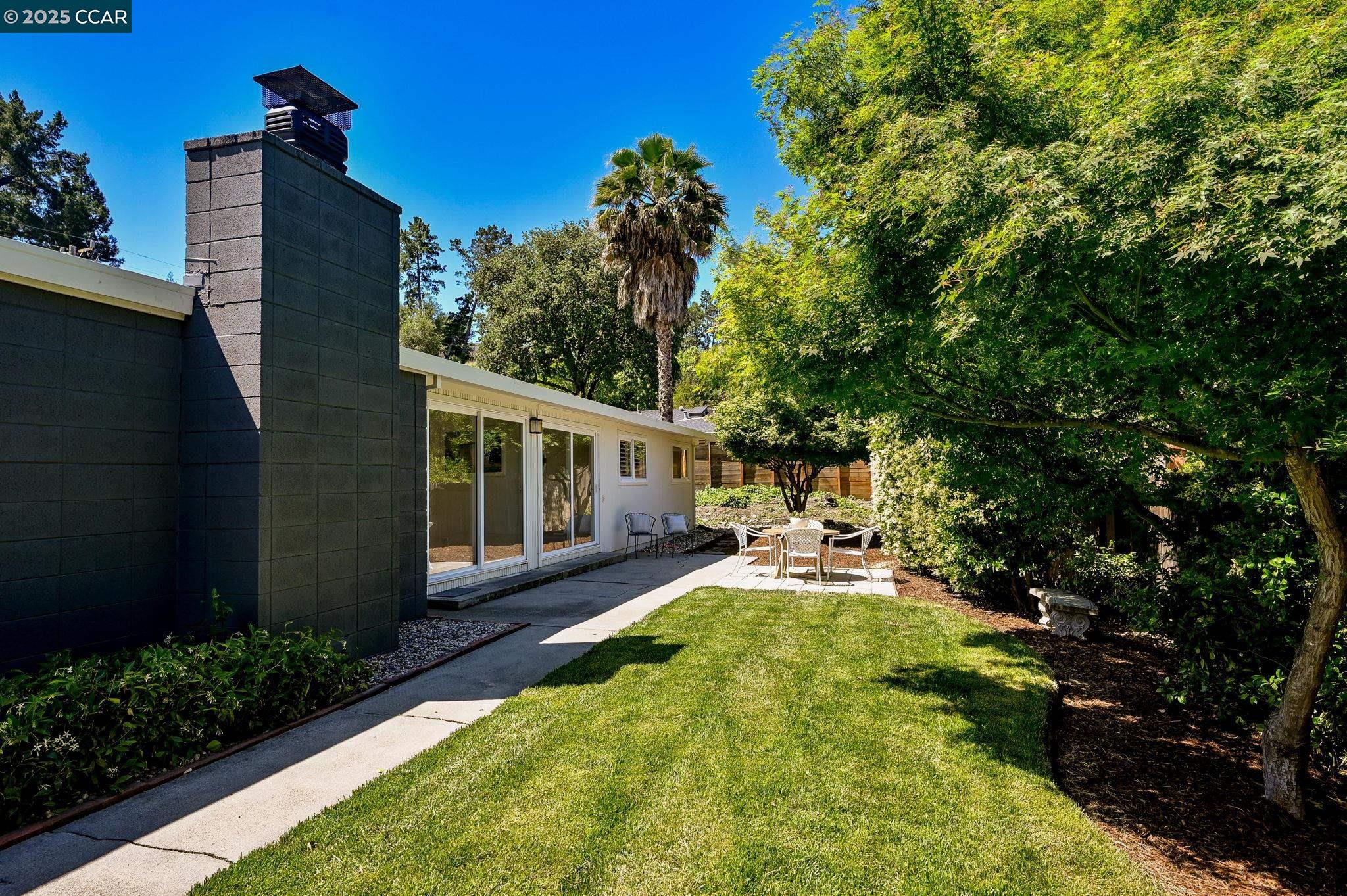 3185 Lucas Circle