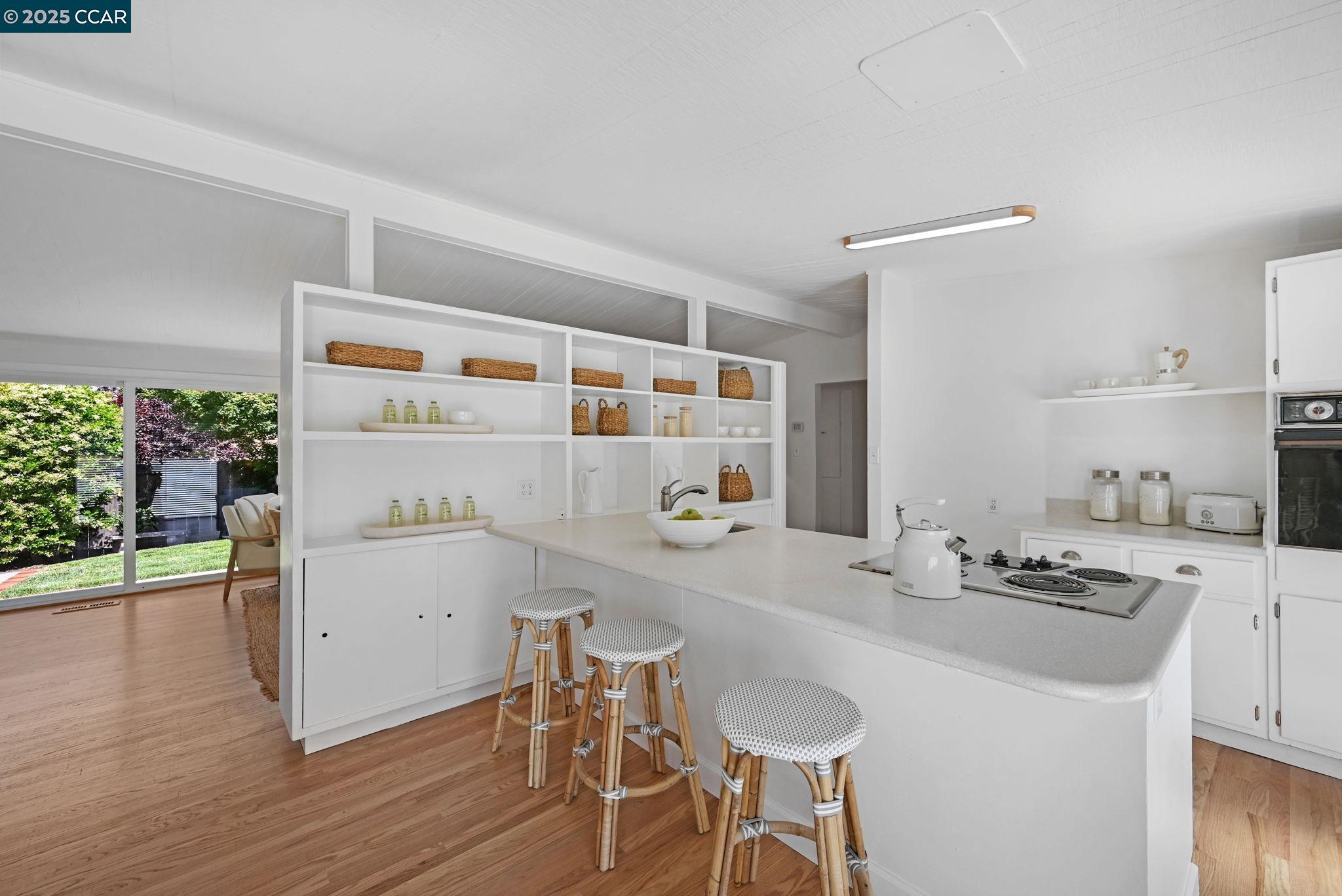 3185 Lucas Circle