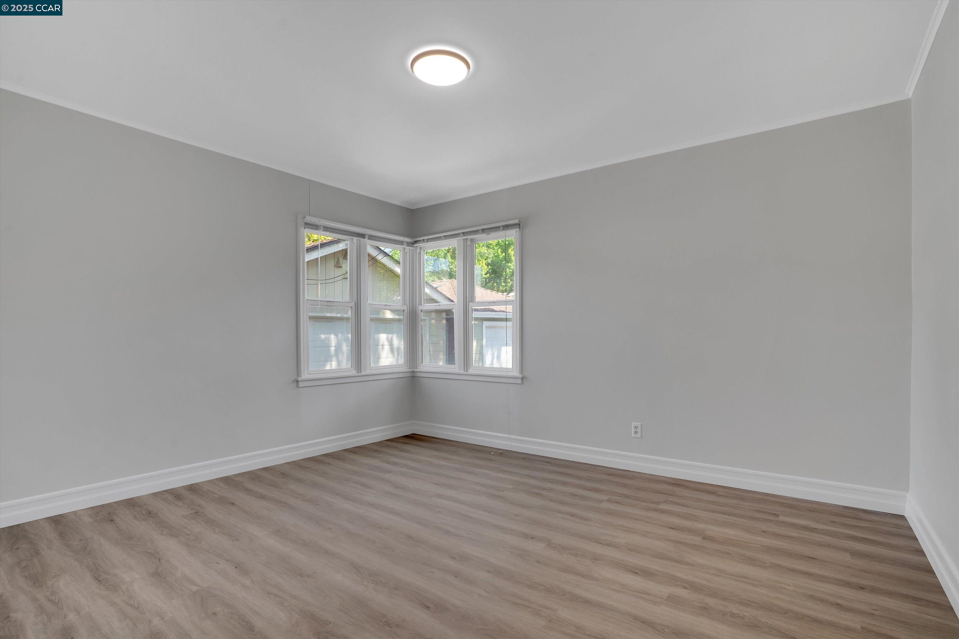 3468 Monroe Ave