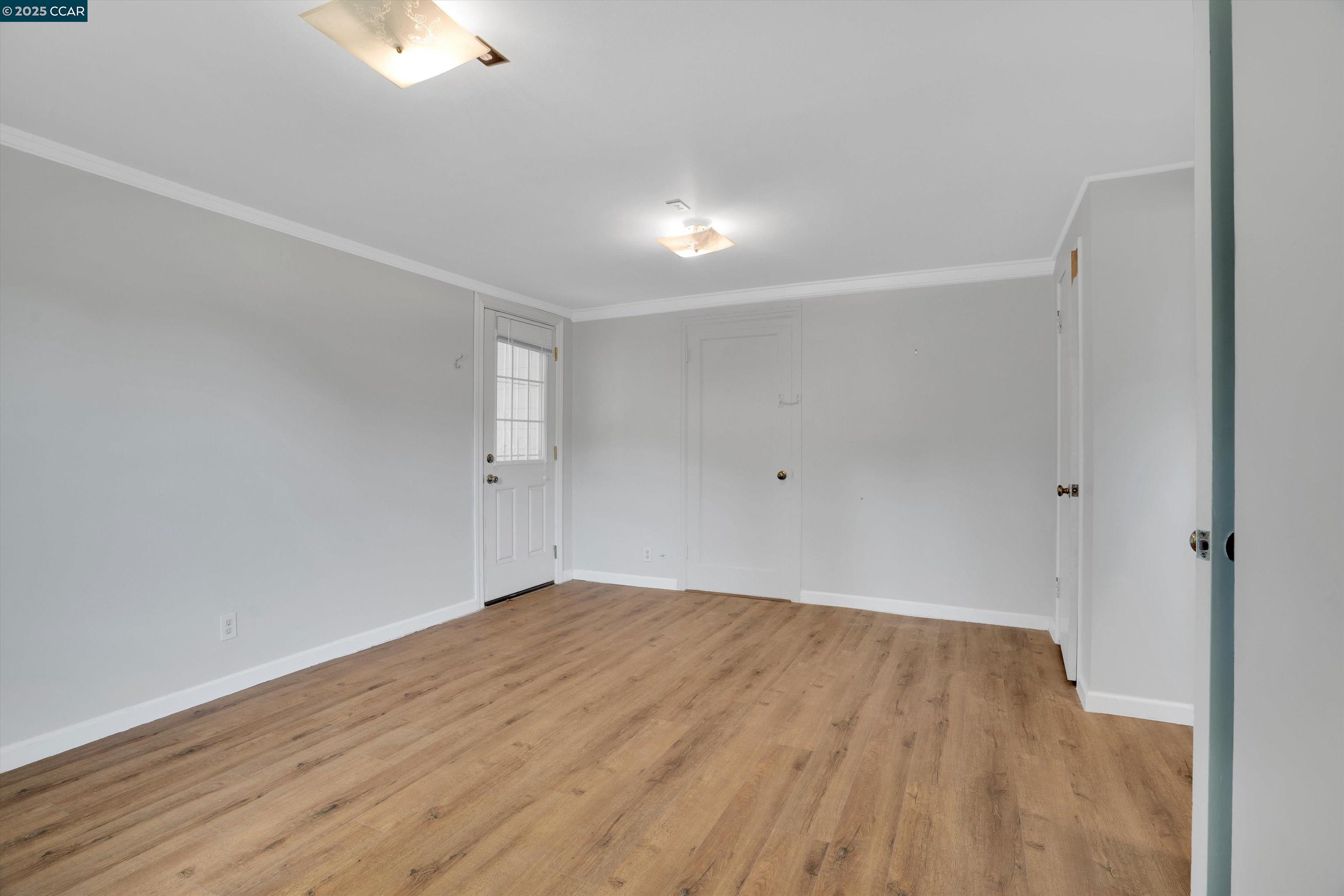 3468 Monroe Ave