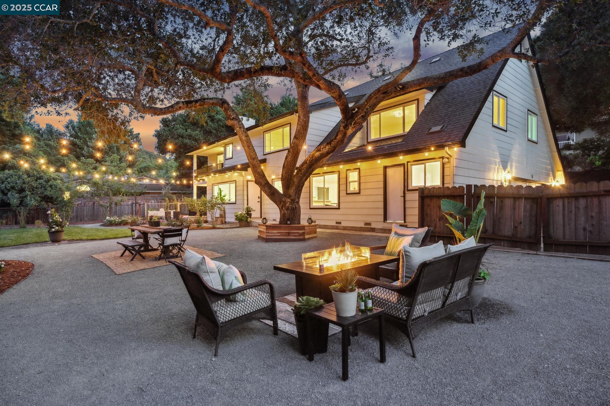 6 Greenwood Ct