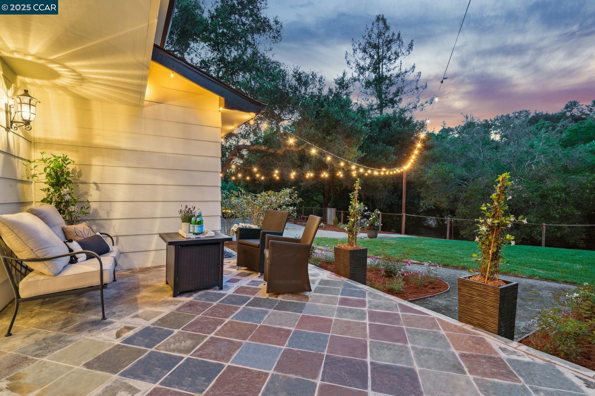 6 Greenwood Ct
