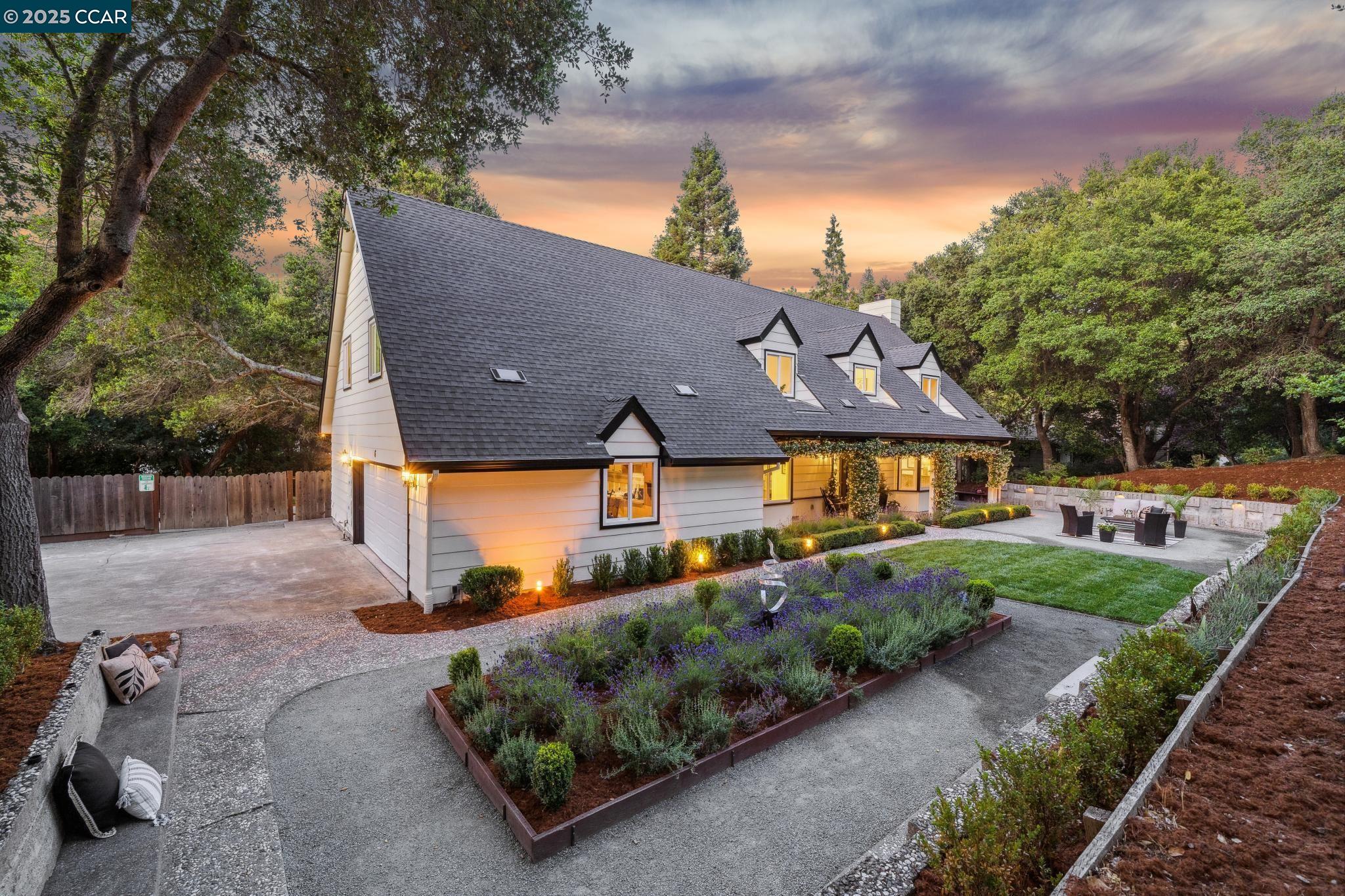 6 Greenwood Ct