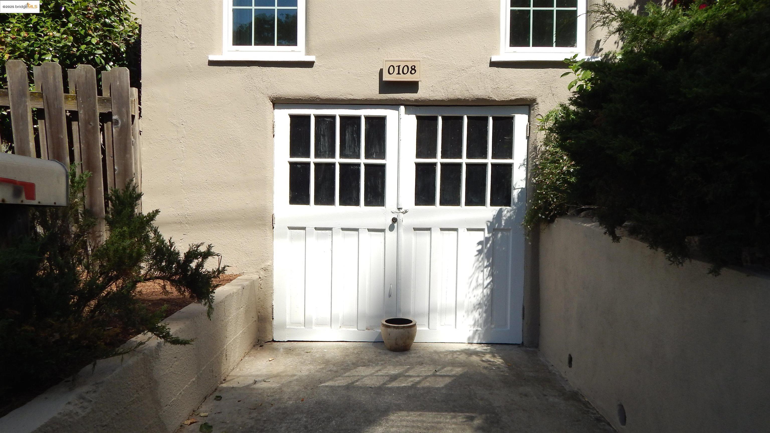 0108 Green St