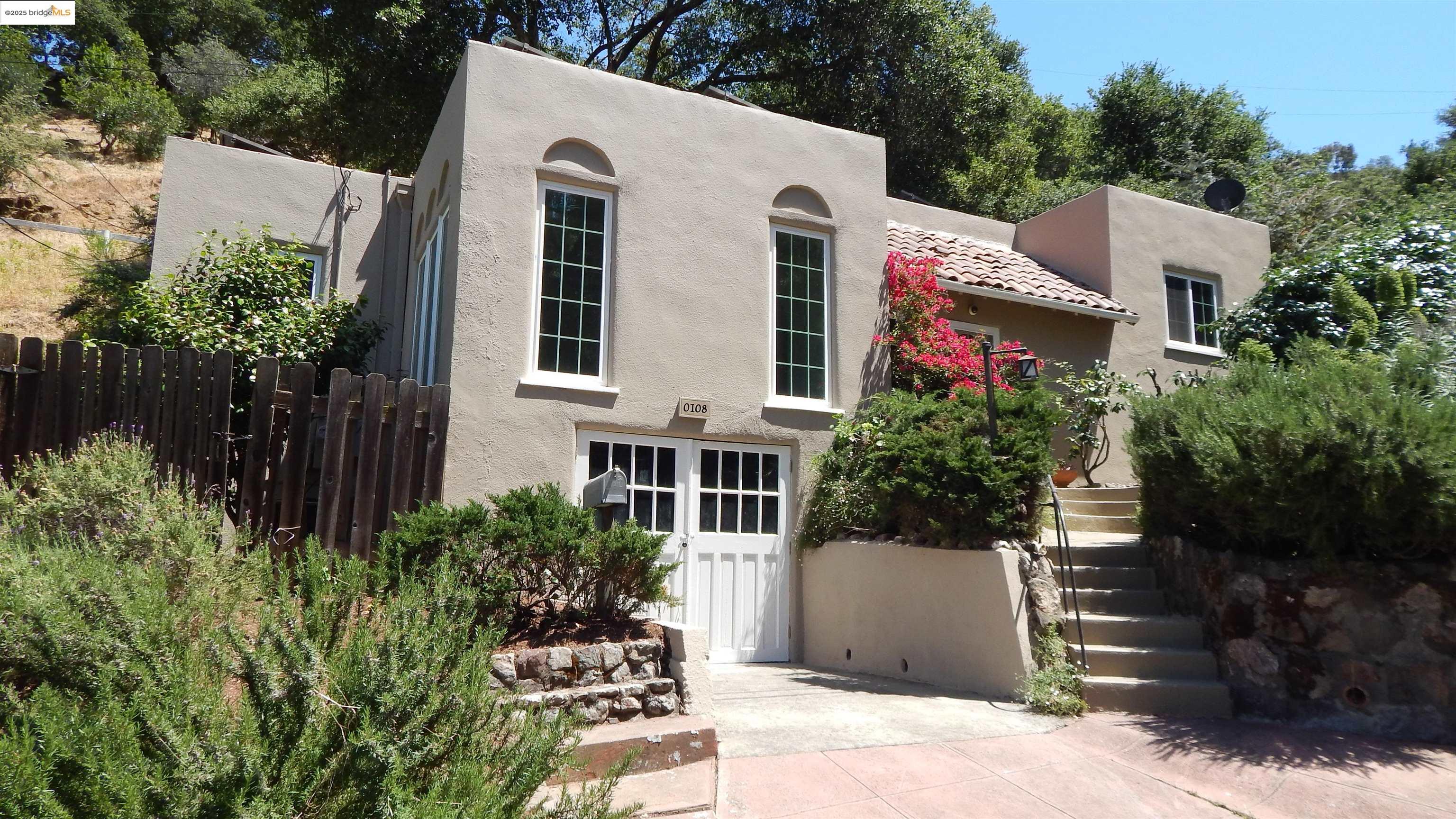 0108 Green St