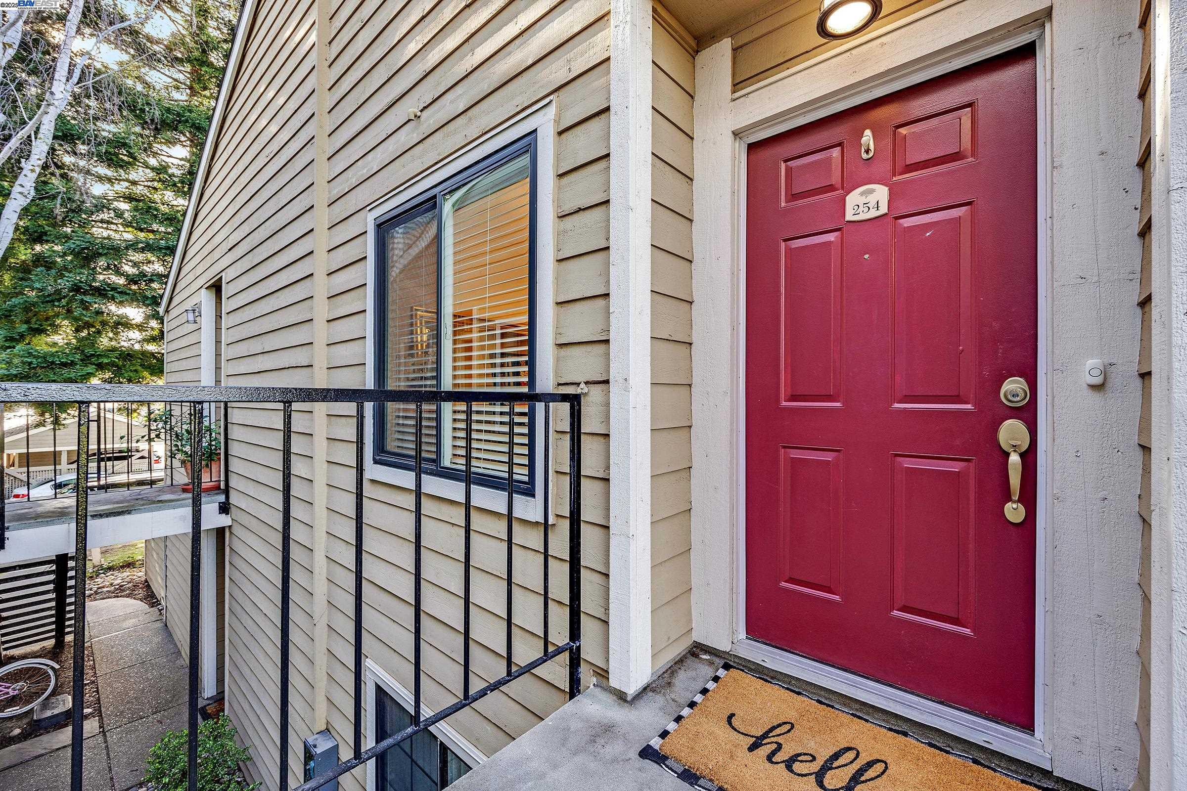 254 Eastridge Dr