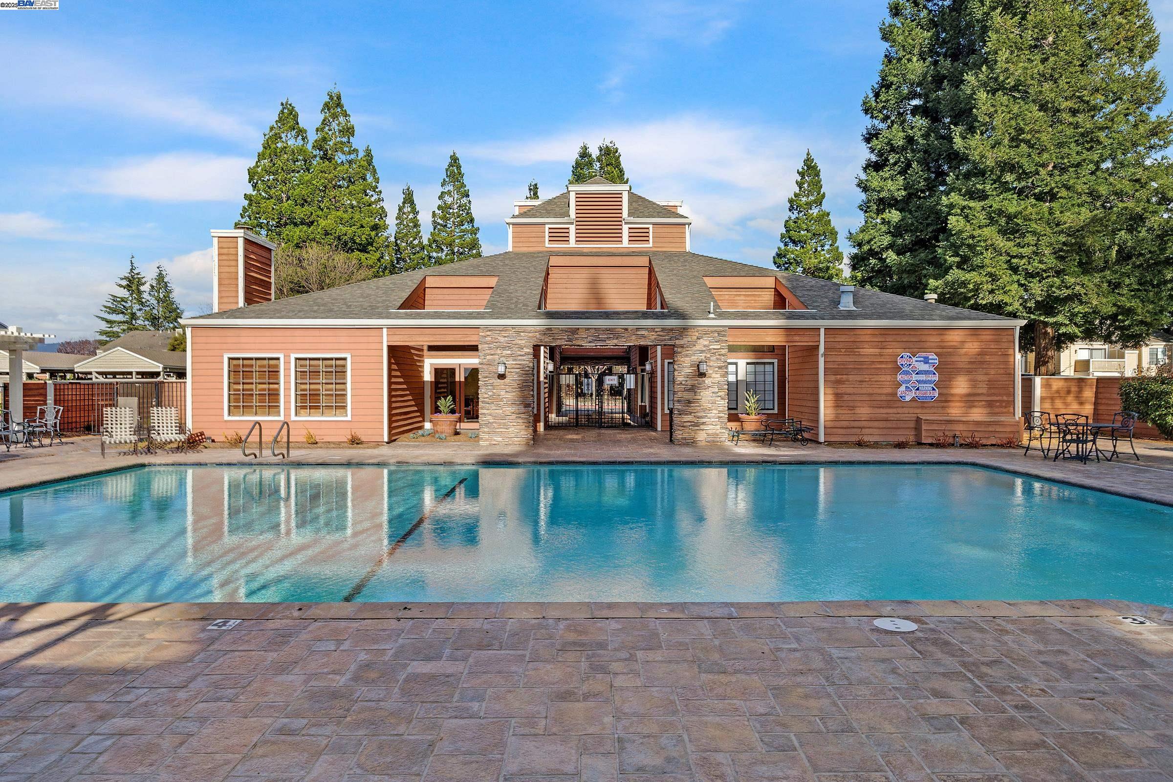 254 Eastridge Dr