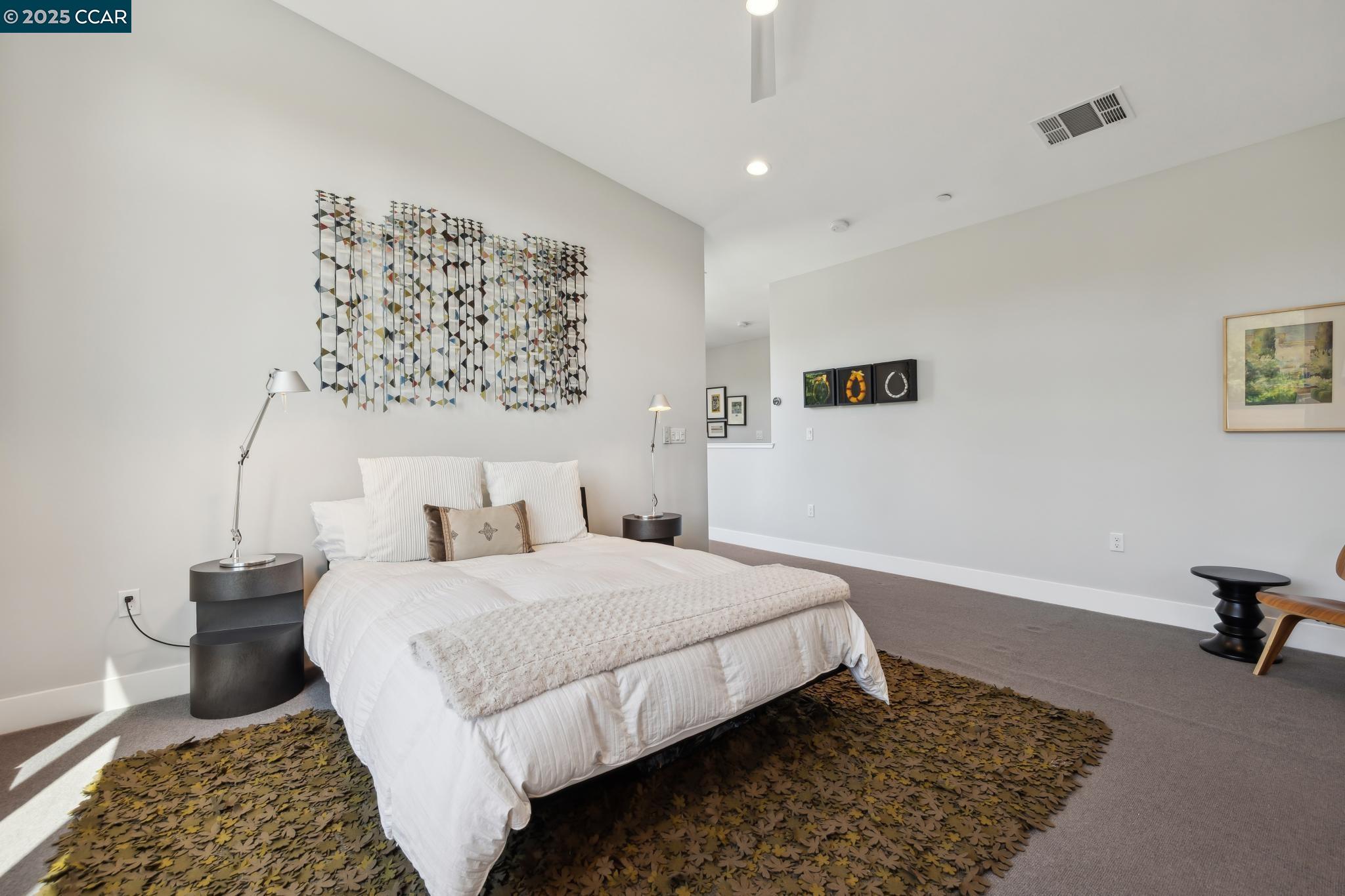 962 Mountain View Dr