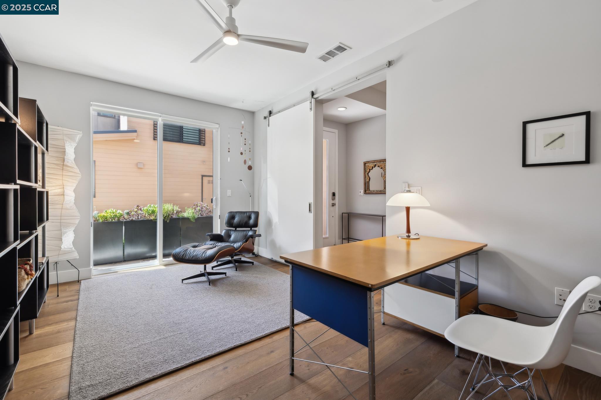 962 Mountain View Dr