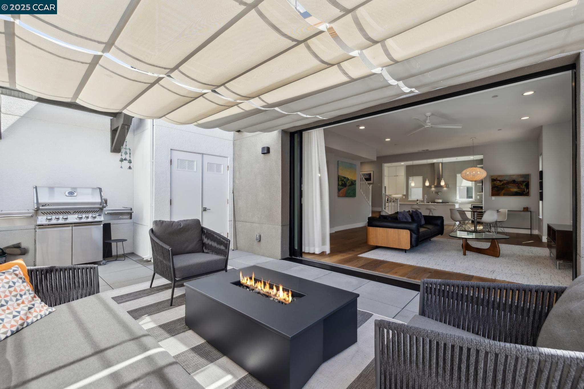 962 Mountain View Dr